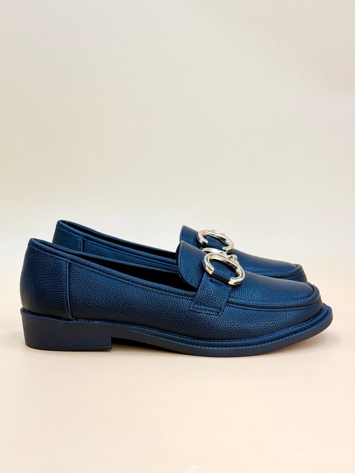NEW , WOMEN FLAT SHOES W503