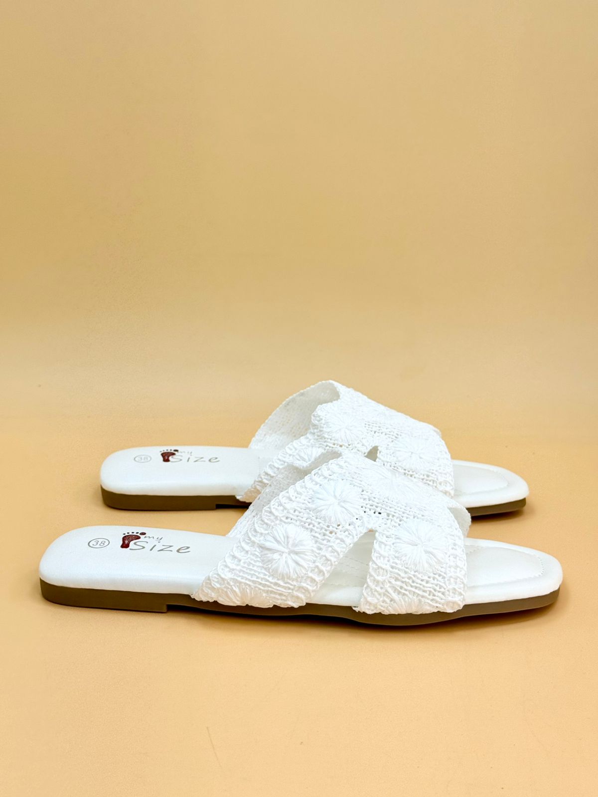 NEW , WOMEN SLIPPERS S17