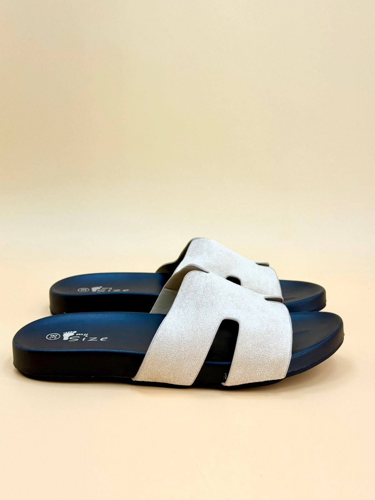NEW , WOMEN SLIPPERS S6