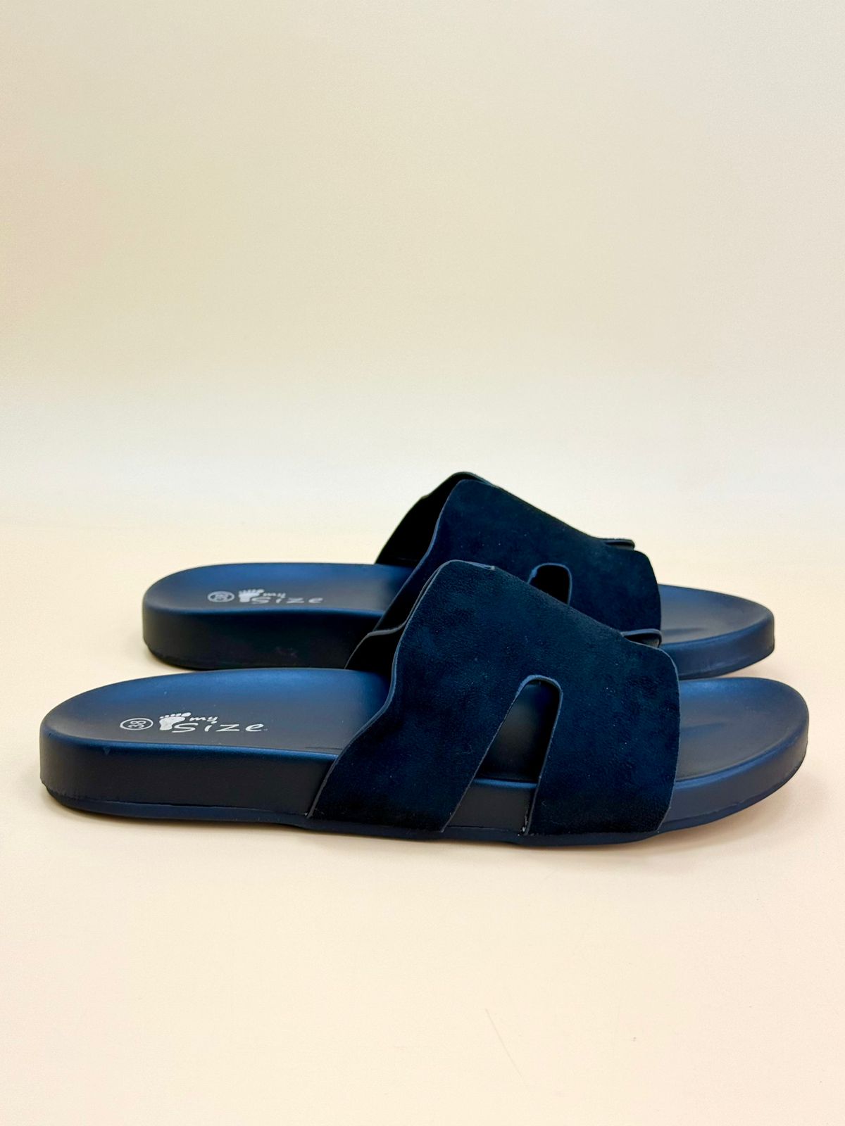 NEW , WOMEN SLIPPERS S6