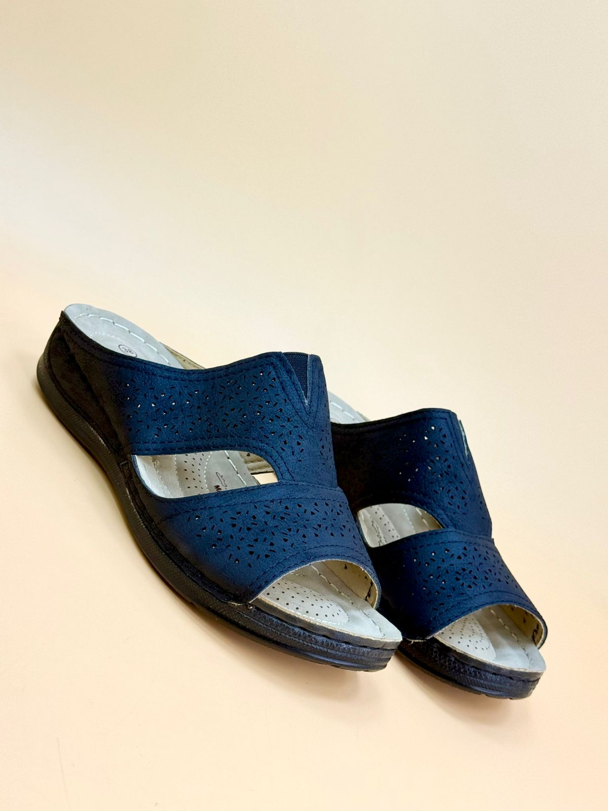 W823 WOMEN SALE