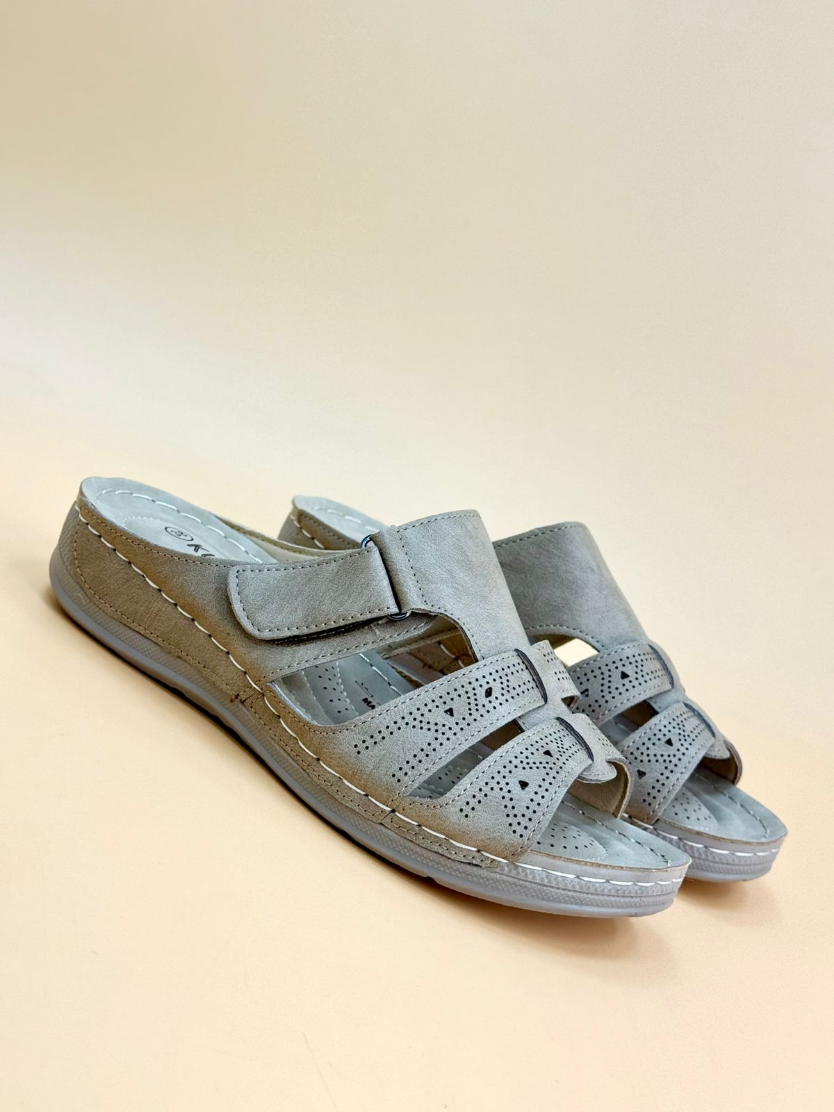 W824 WOMEN SALE