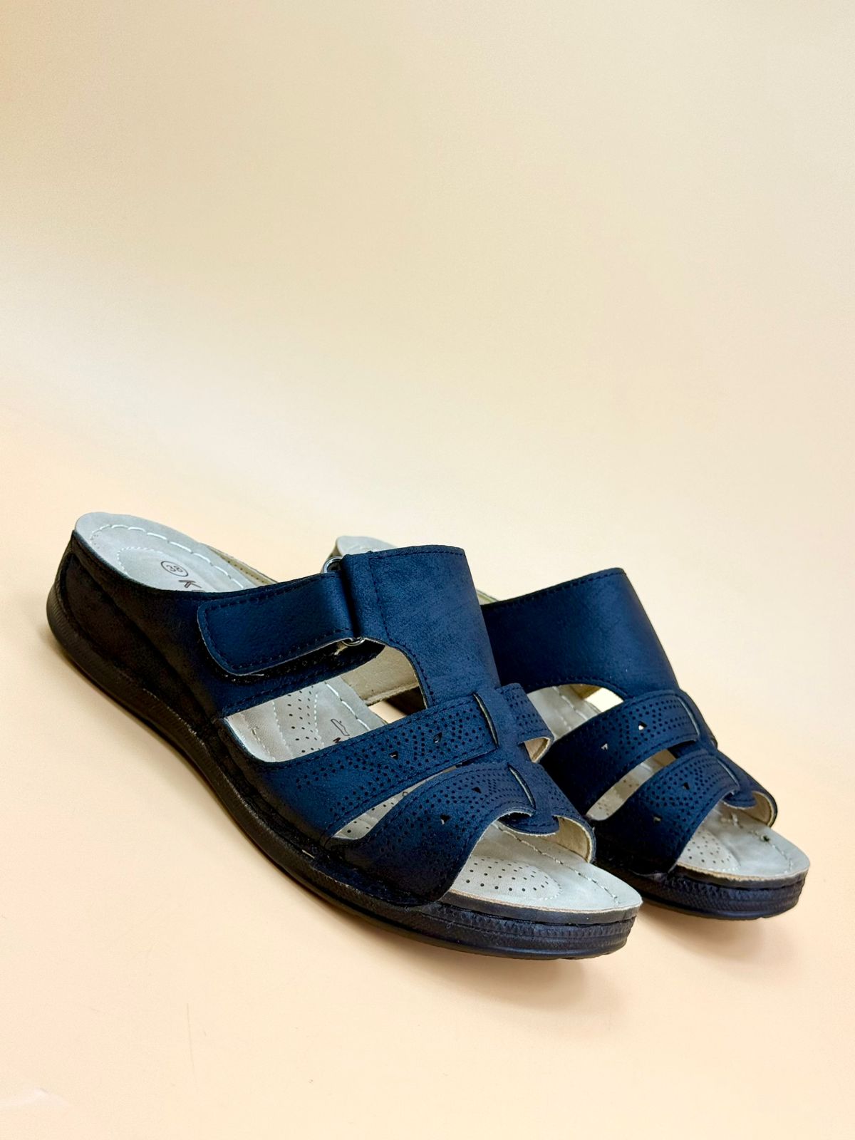 W824 WOMEN SALE