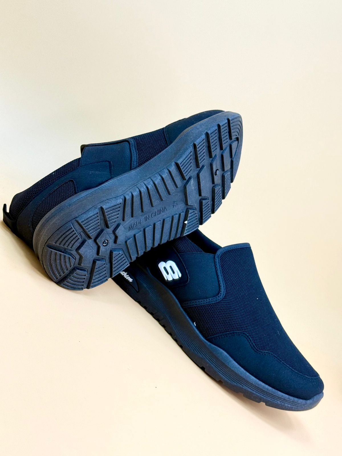 MEN SALE SIZE FROM 40 TO 45 M12
