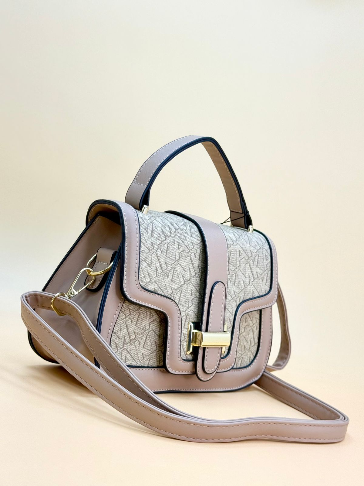 NEW 2025 , WOMEN HANDBAGS B186