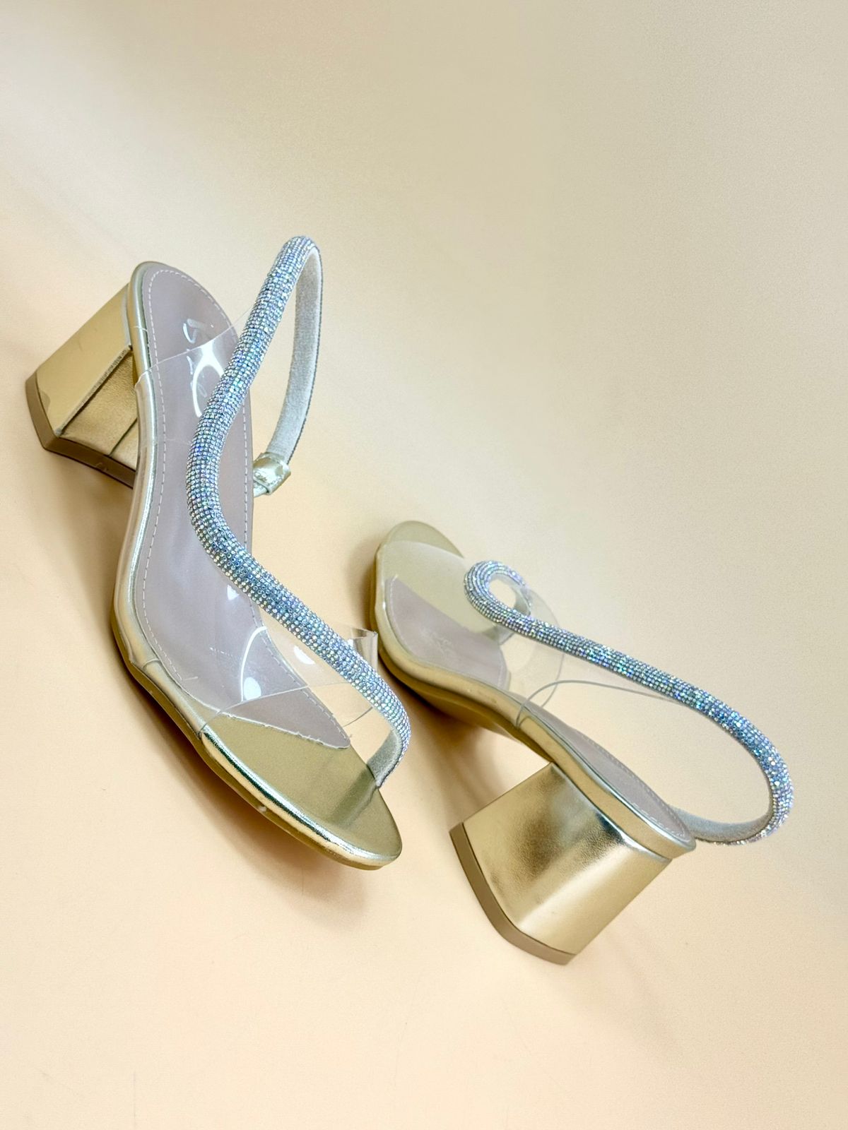 NEW , WOMEN SHOES HEELS W169