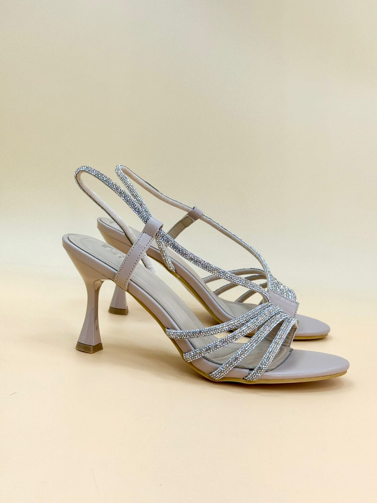 NEW , WOMEN SHOES HEELS W172