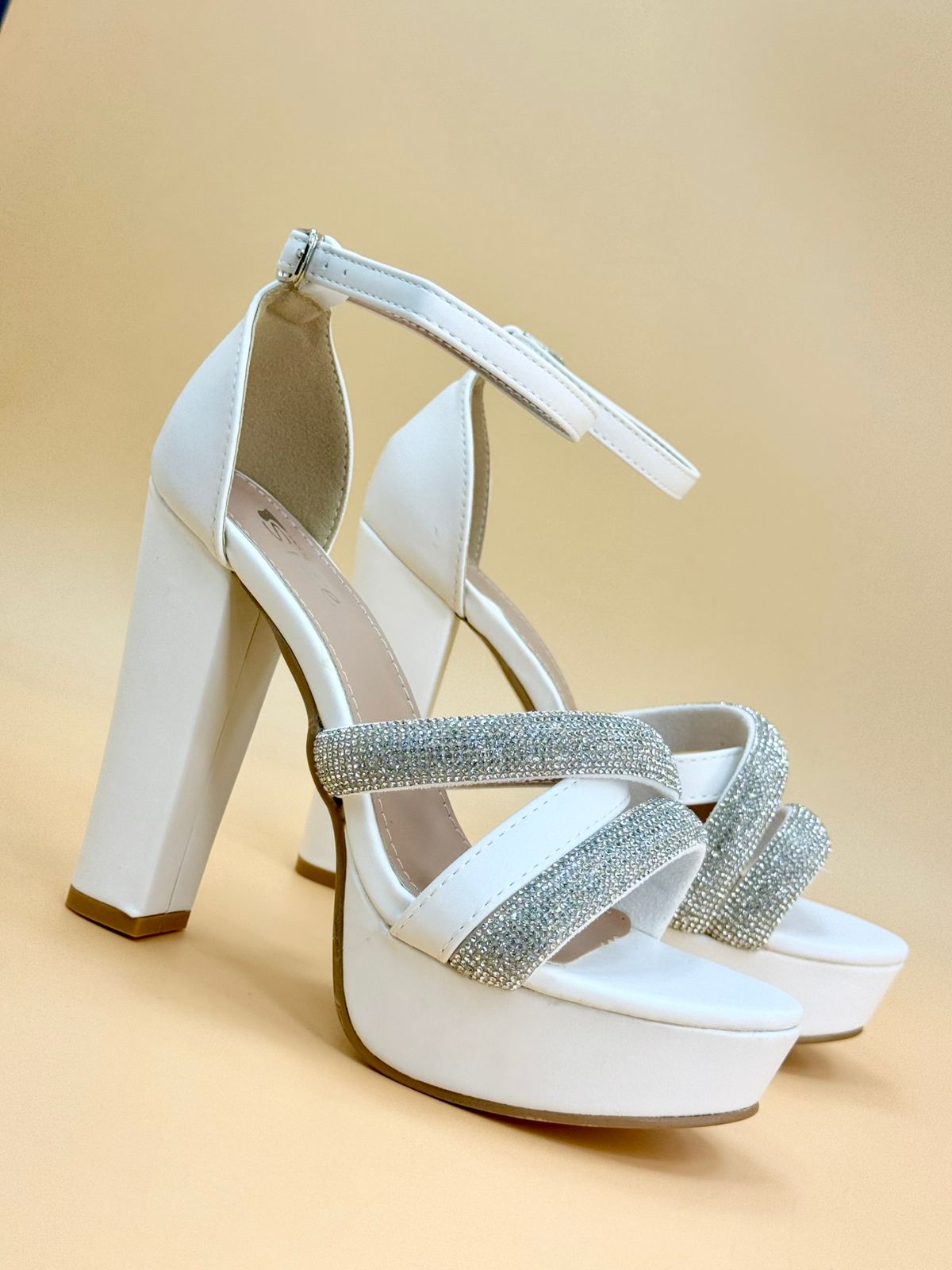 NEW , WOMEN SHOES HEELS W174