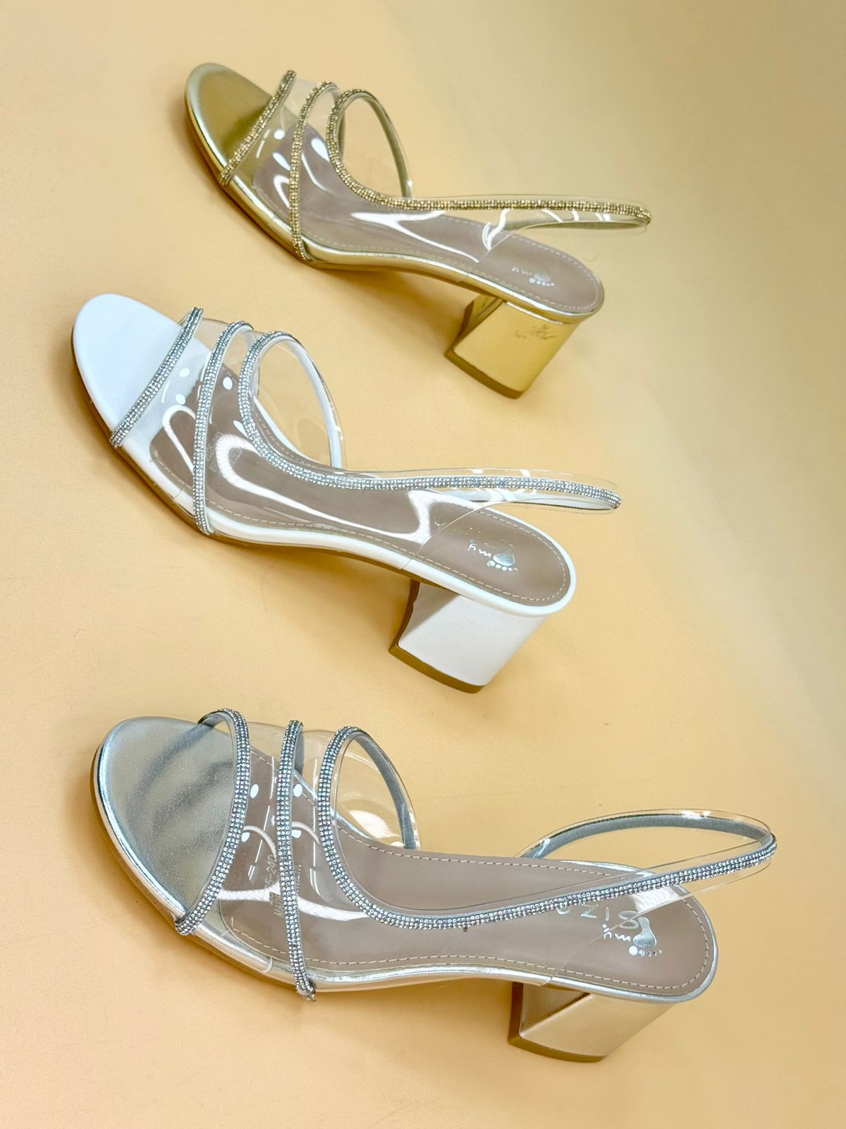 NEW , WOMEN SHOES HEELS W129