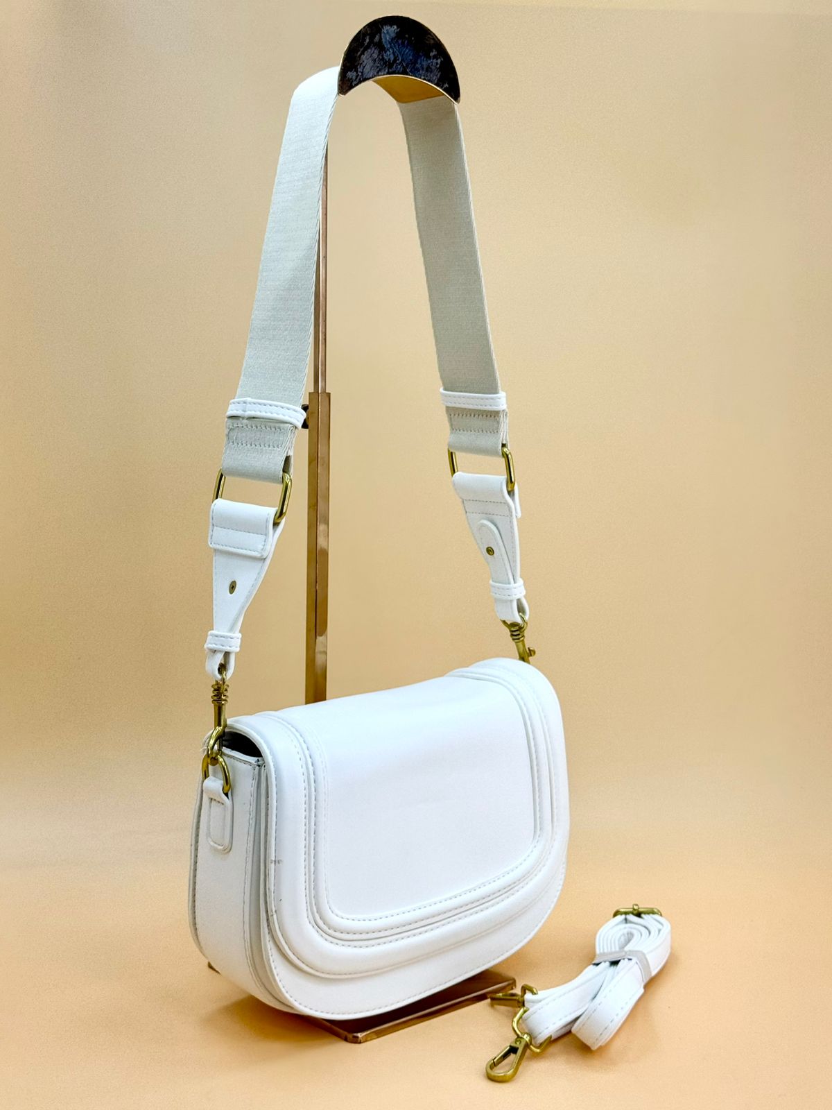 NEW 2025 , WOMEN HANDBAGS B206