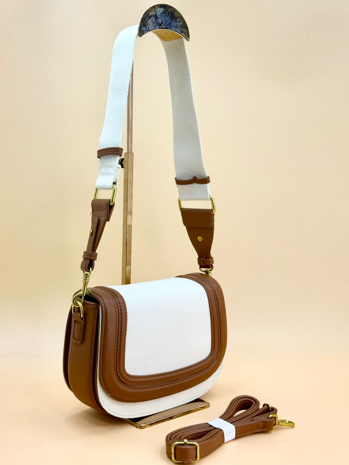 NEW 2025 , WOMEN HANDBAGS B206