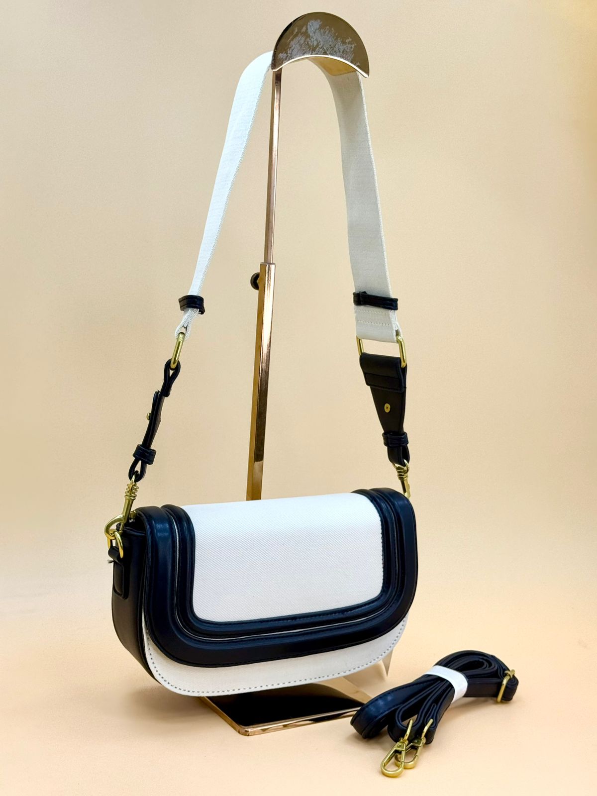 NEW 2025 , WOMEN HANDBAGS B194