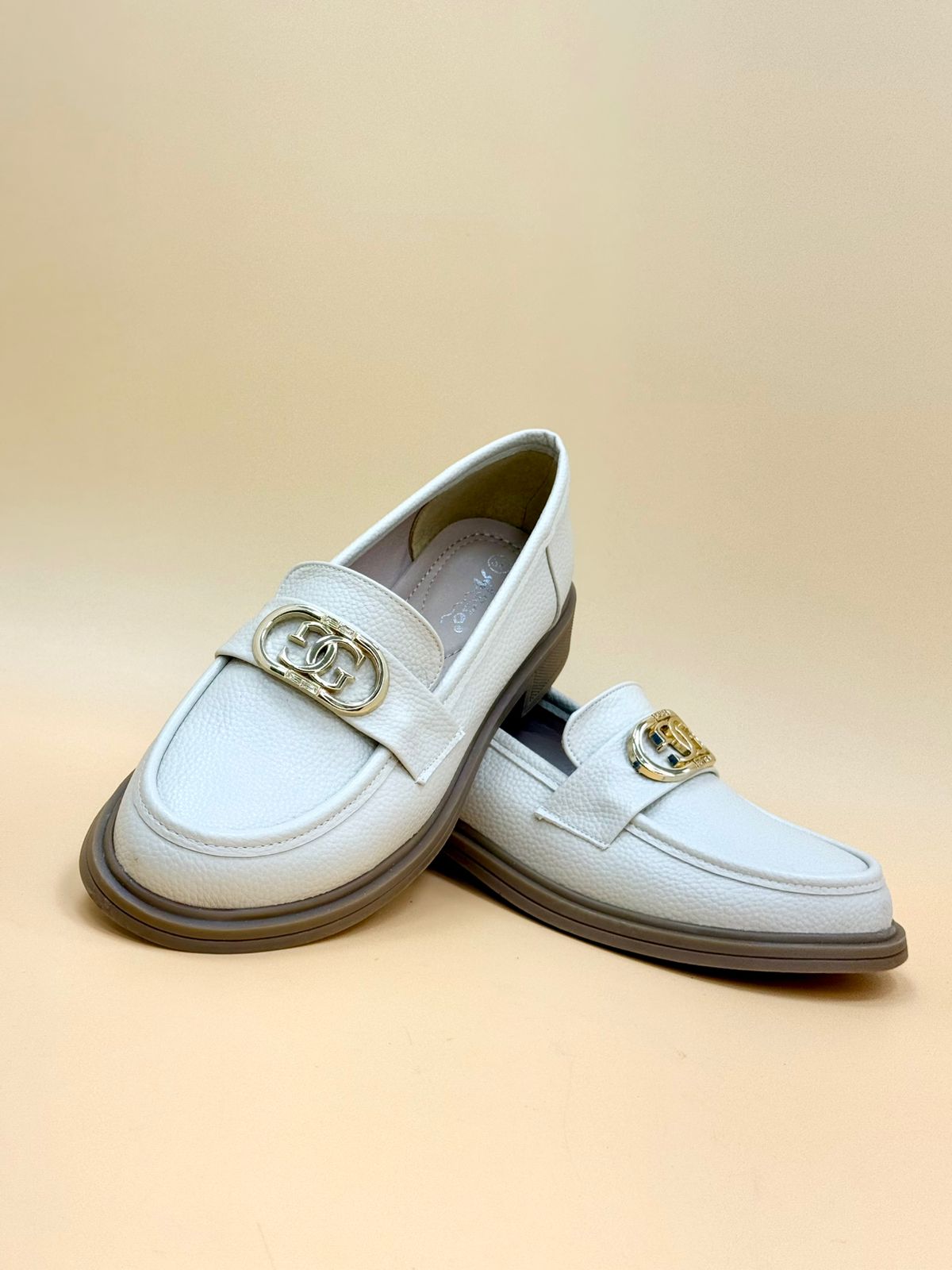 NEW , WOMEN FLAT SHOES W290