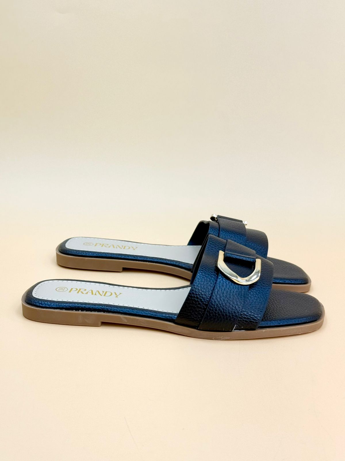 NEW , WOMEN SLIPPERS S25
