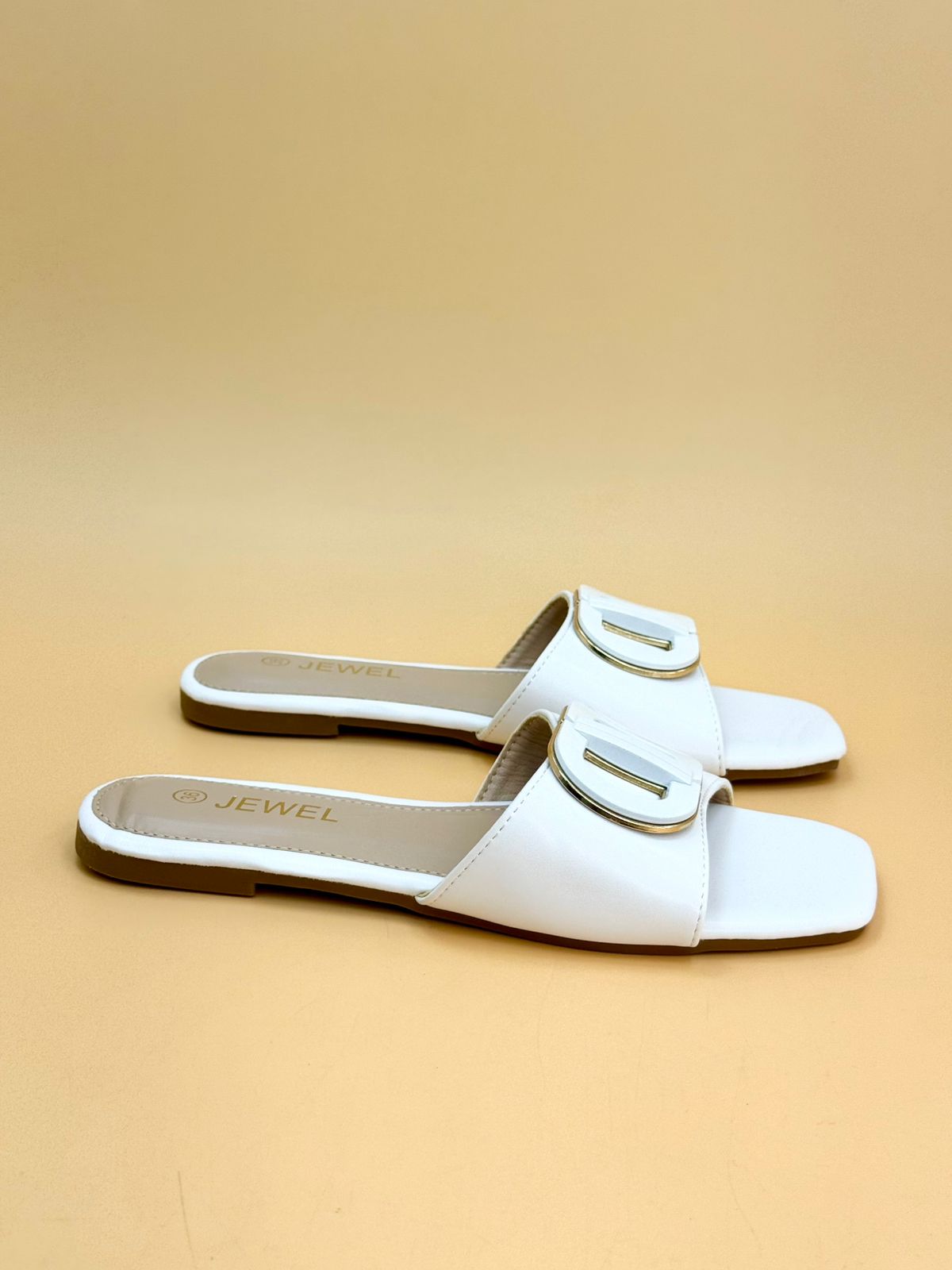 NEW , WOMEN SLIPPERS S24