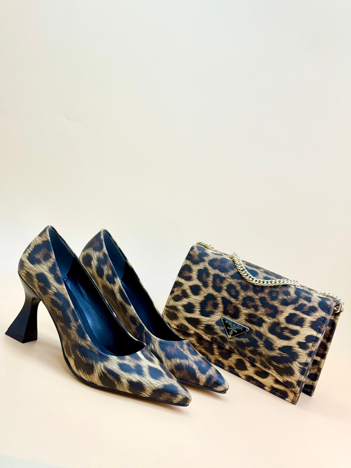 NEW 2025 , WOMEN HANDBAGS B59