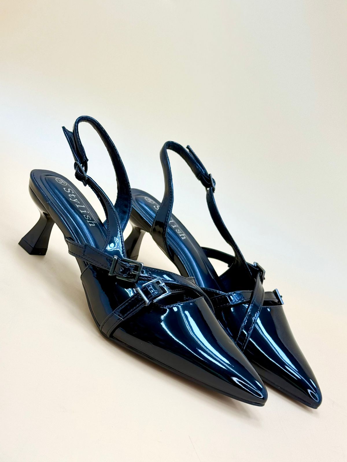 NEW , WOMEN SHOES HEELS W143