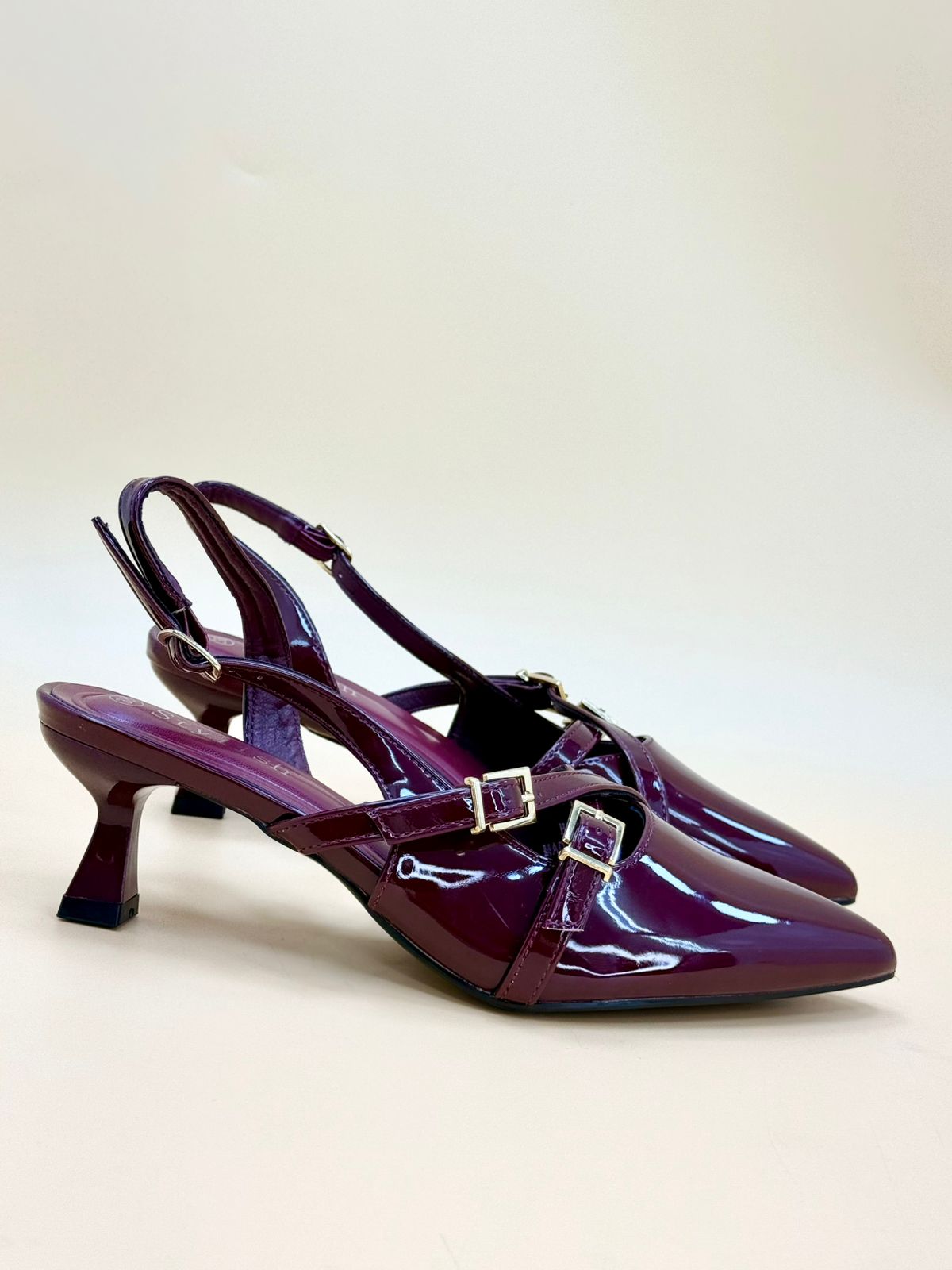 NEW , WOMEN SHOES HEELS W143