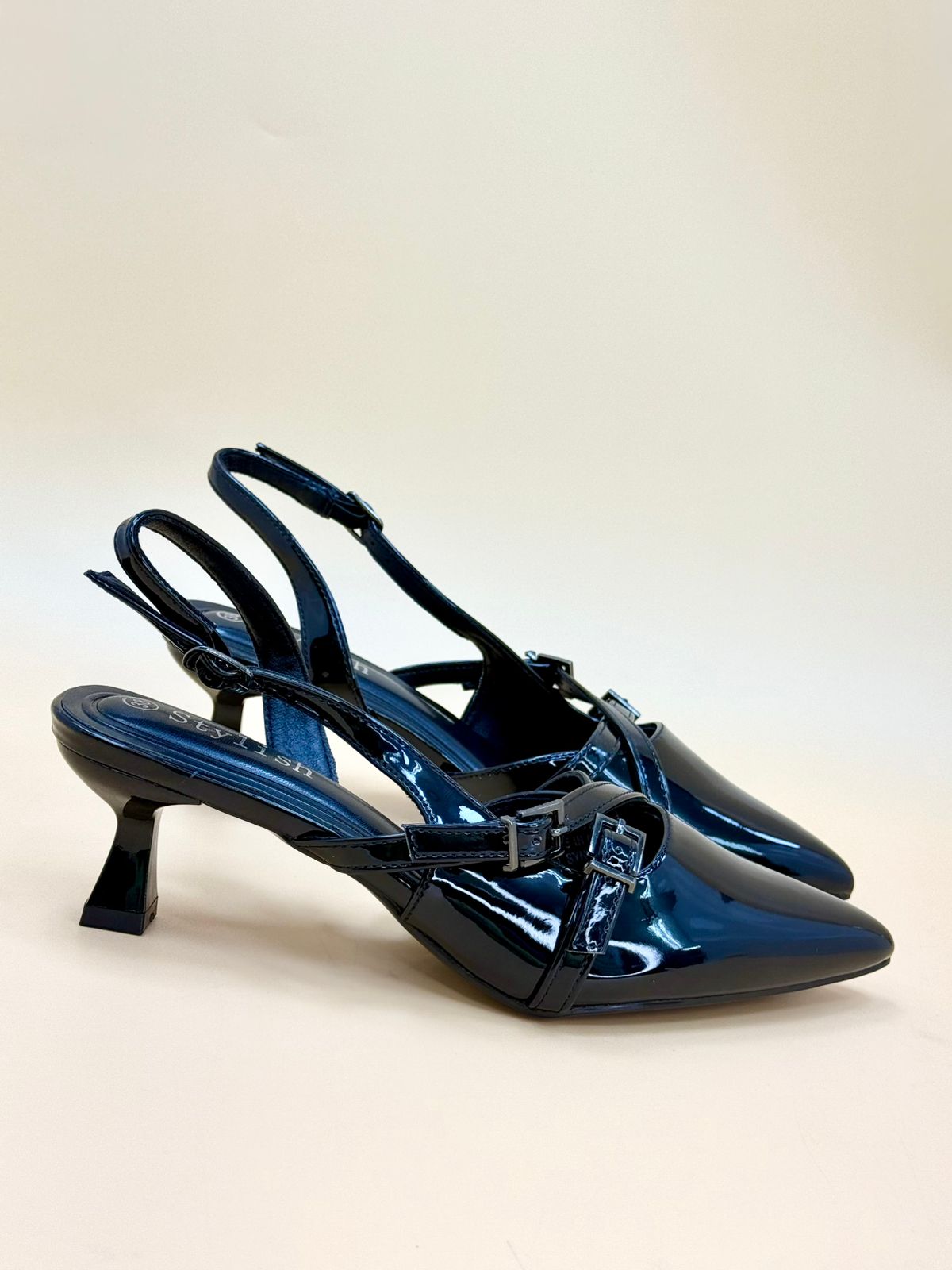 NEW , WOMEN SHOES HEELS W143