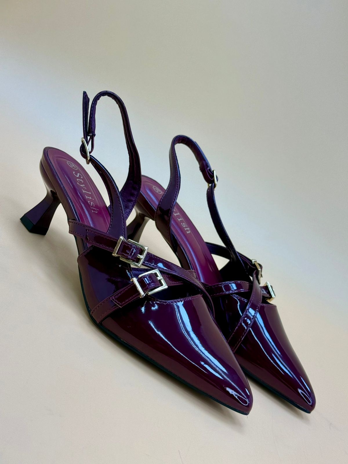 NEW , WOMEN SHOES HEELS W143