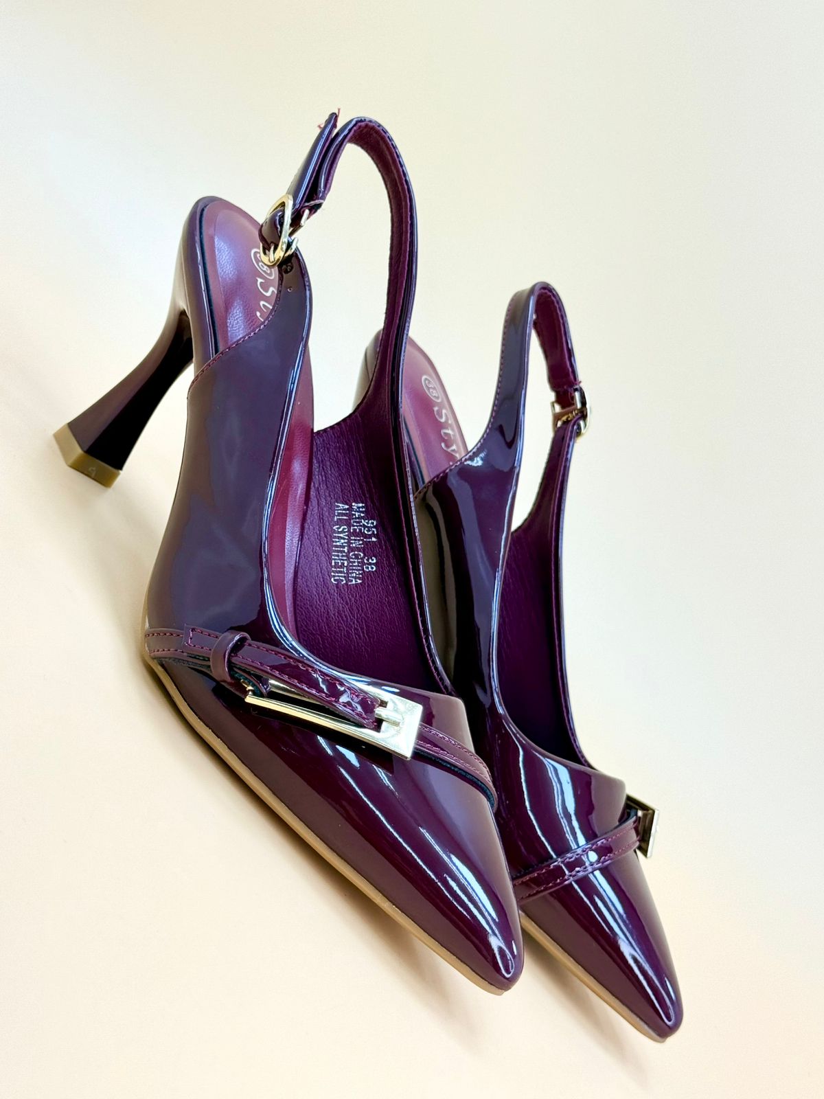 NEW , WOMEN SHOES HEELS W148