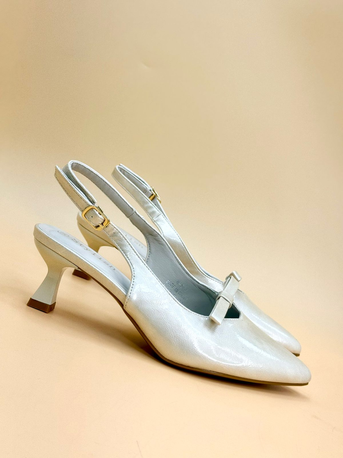 NEW , WOMEN SHOES HEELS W145