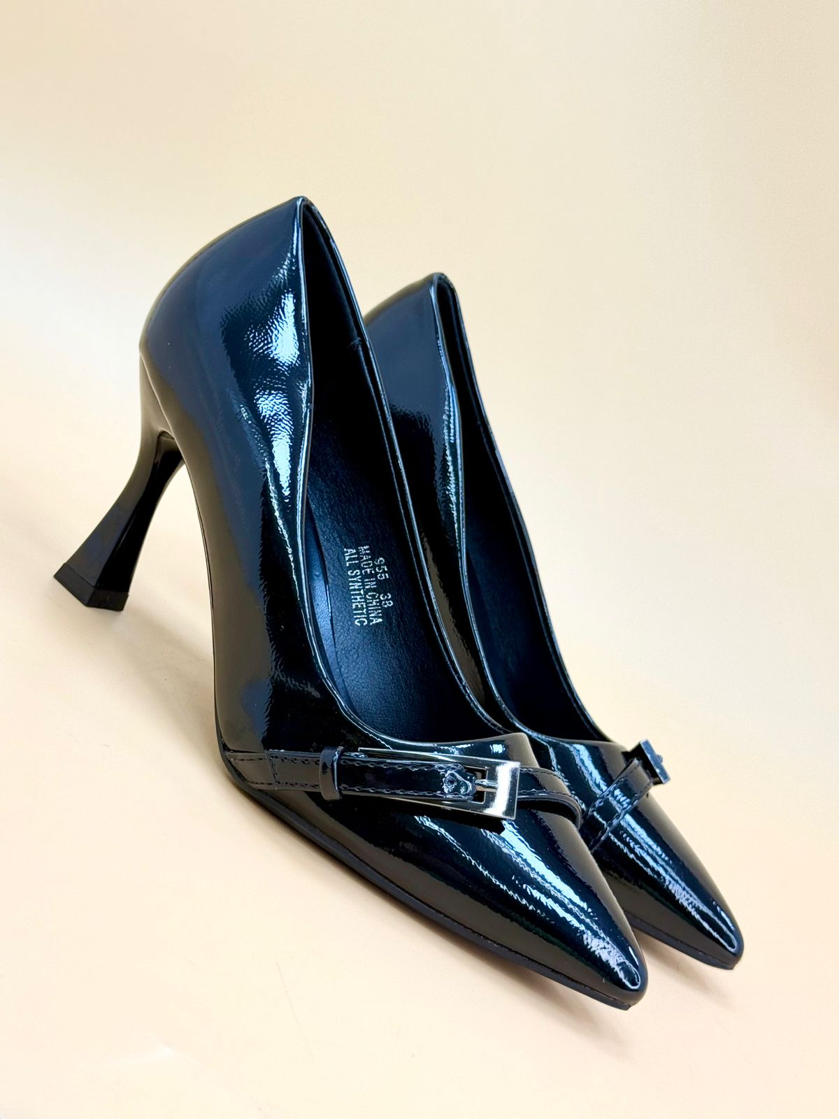 NEW , WOMEN SHOES HEELS W149