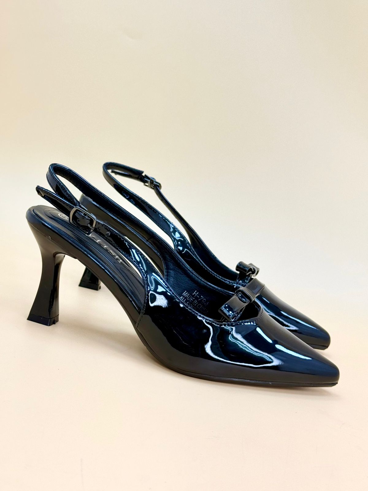 NEW , WOMEN SHOES HEELS W163