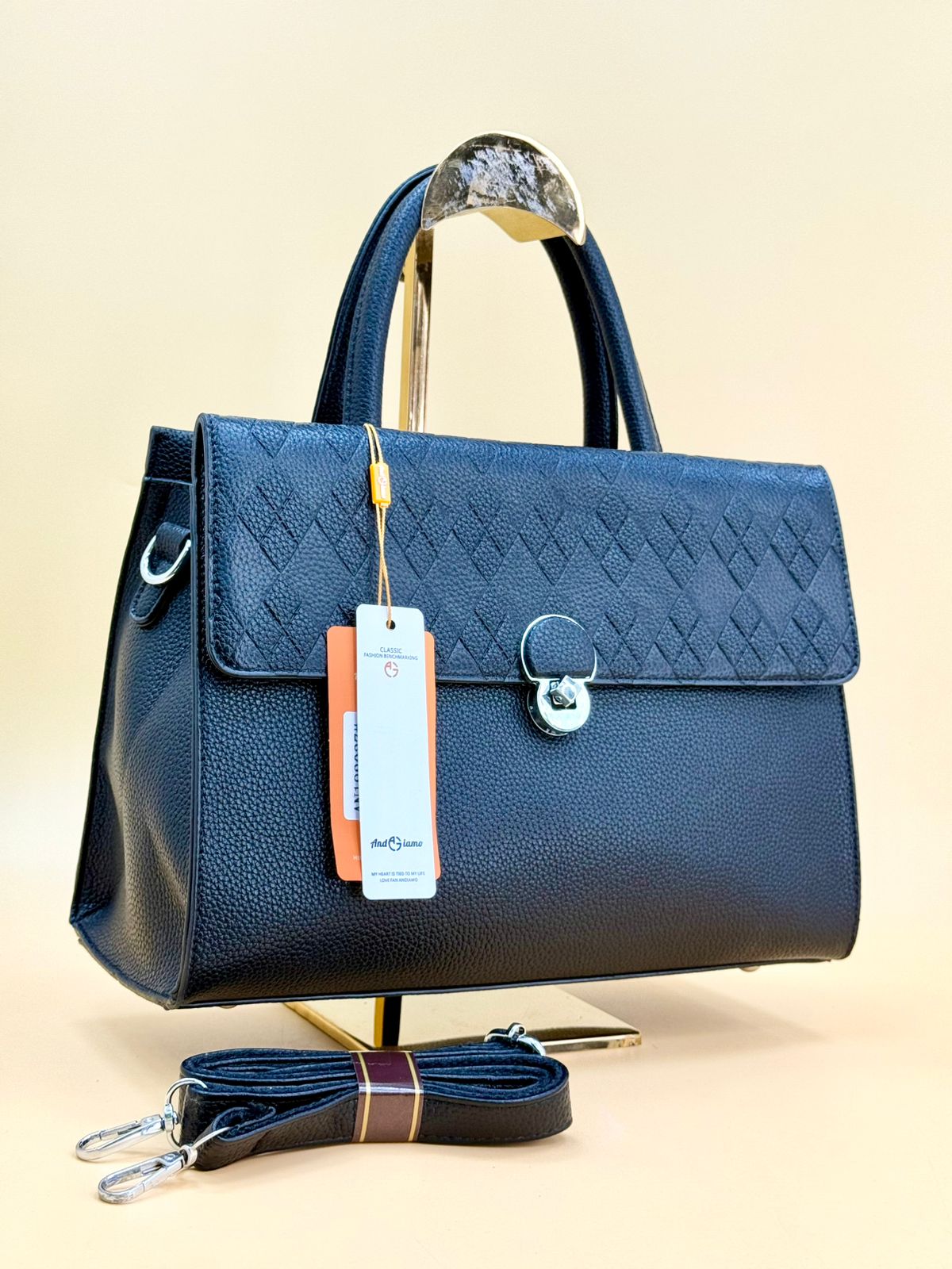 NEW 2025 , WOMEN HANDBAGS B26