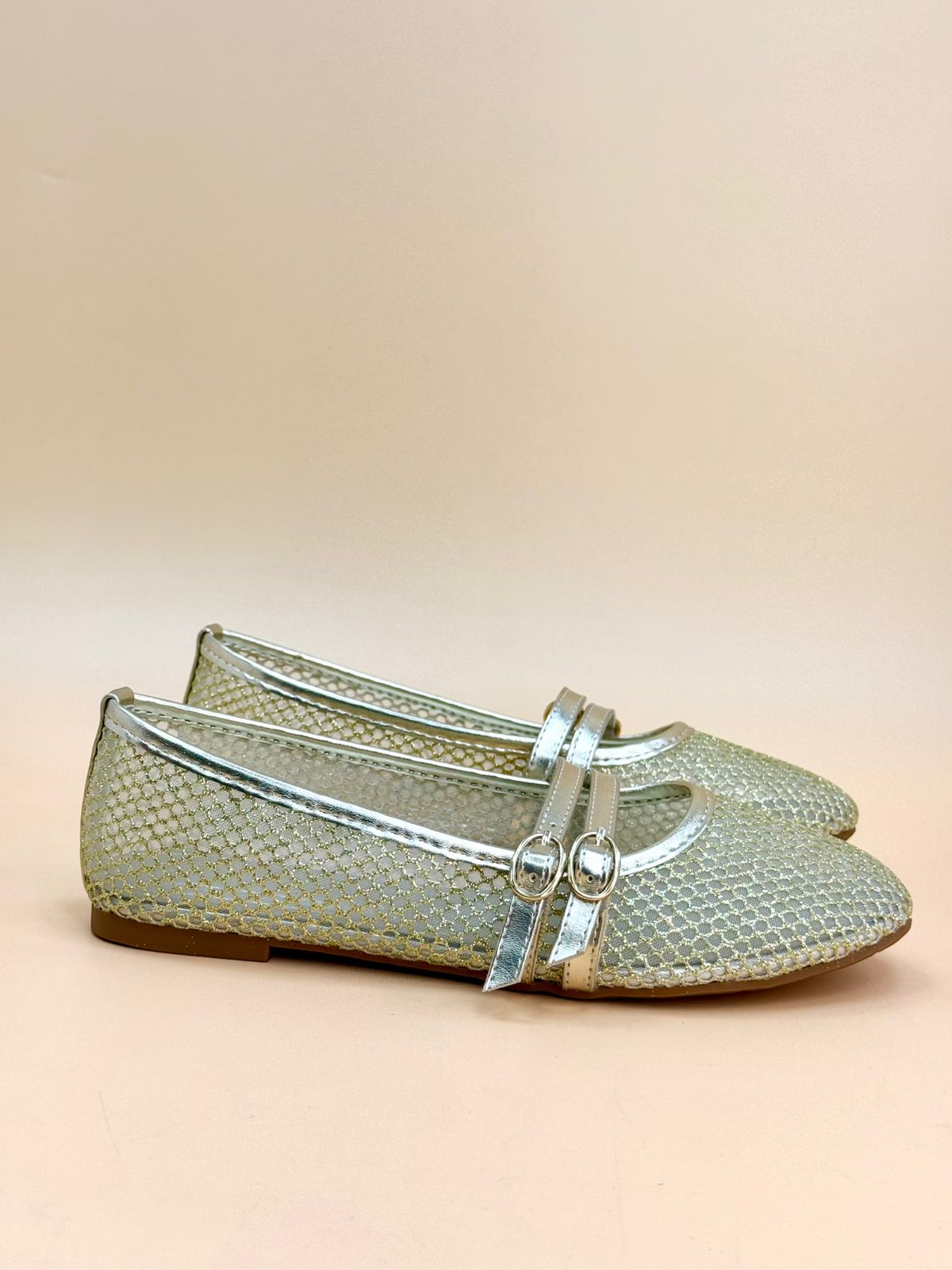 NEW , WOMEN SHOES W236
