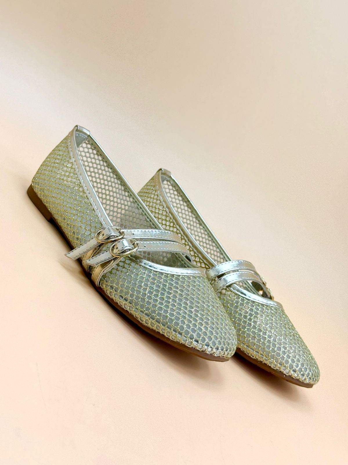 NEW , WOMEN SHOES W236
