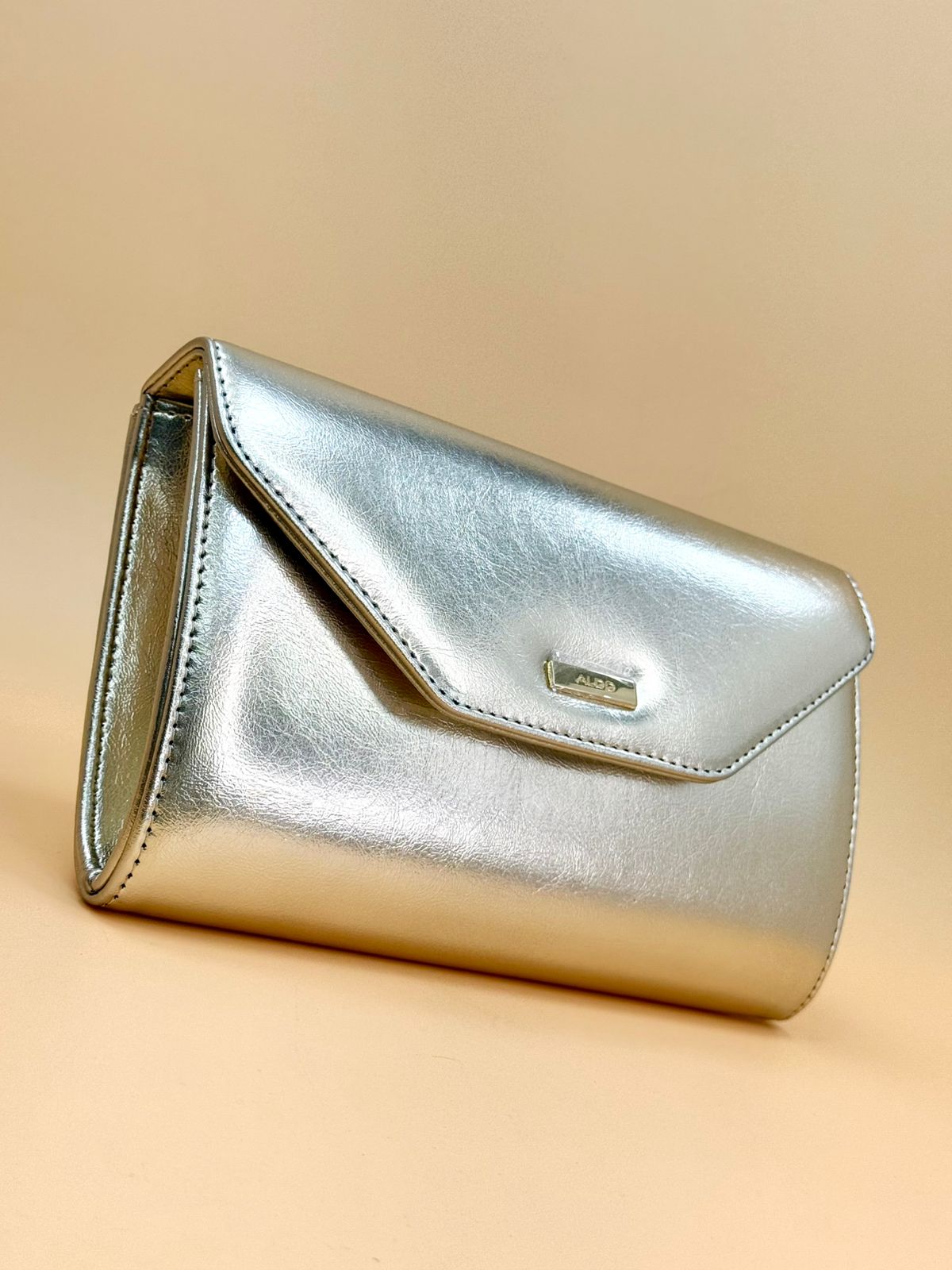 NEW 2025 , WOMEN HANDBAGS B112