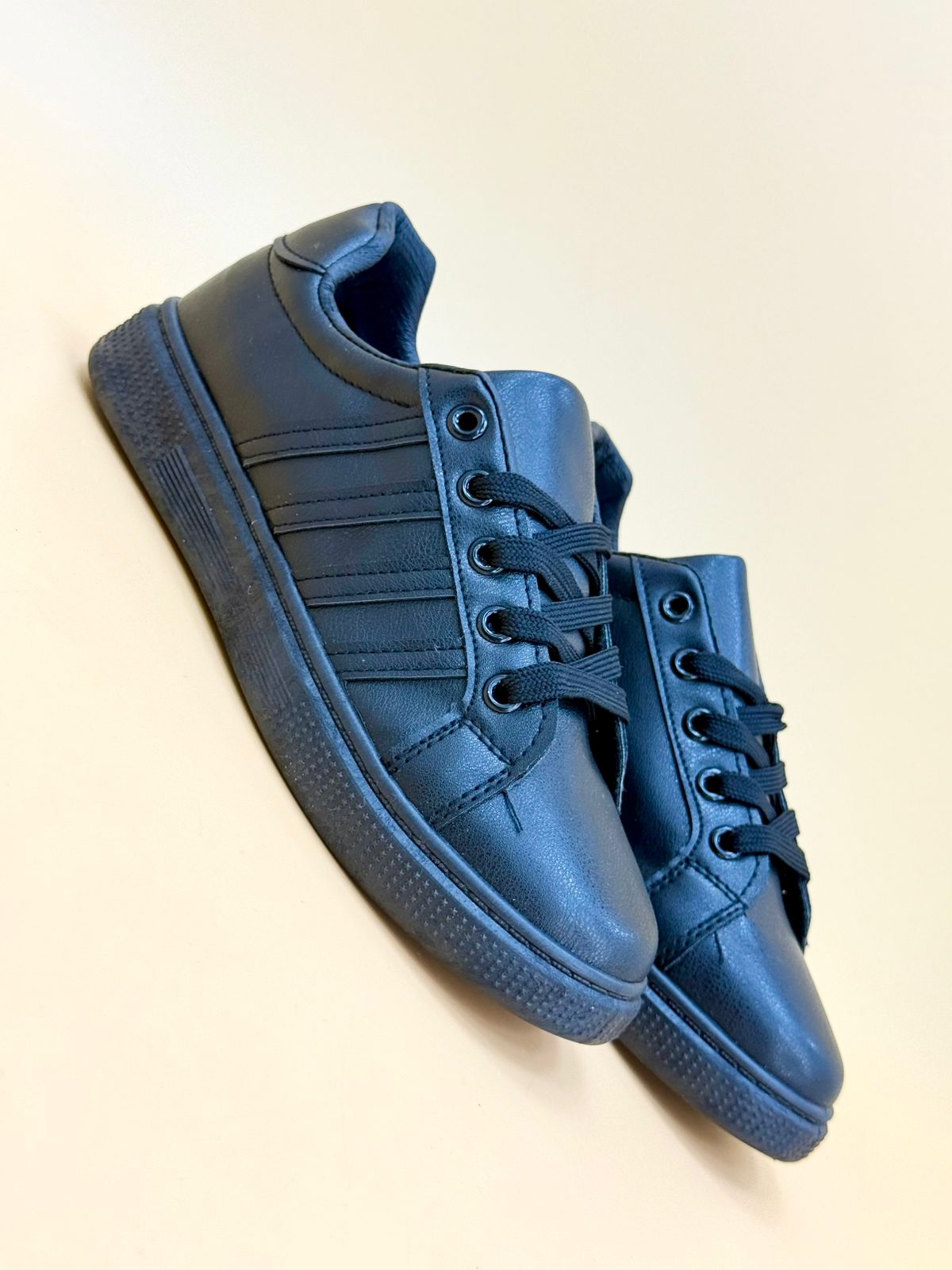 NEW , WOMEN SHOES WC40