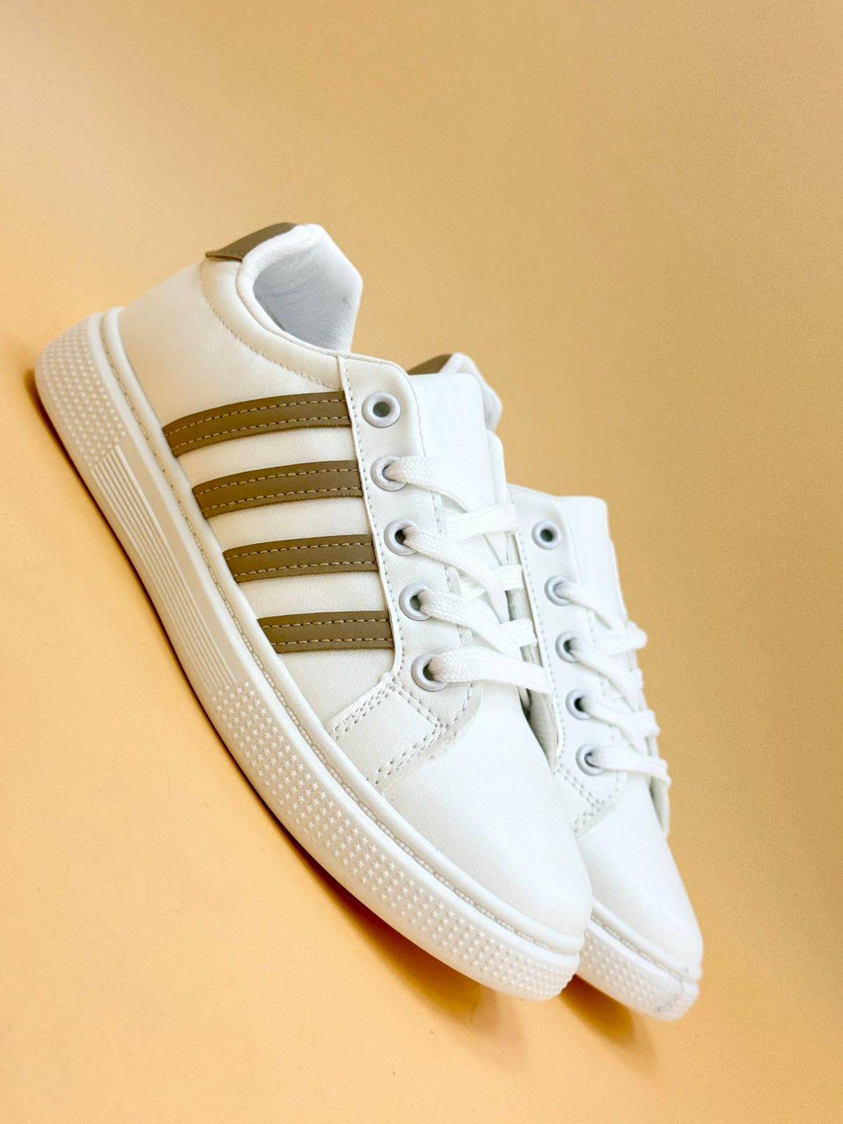 NEW , WOMEN SHOES WC40