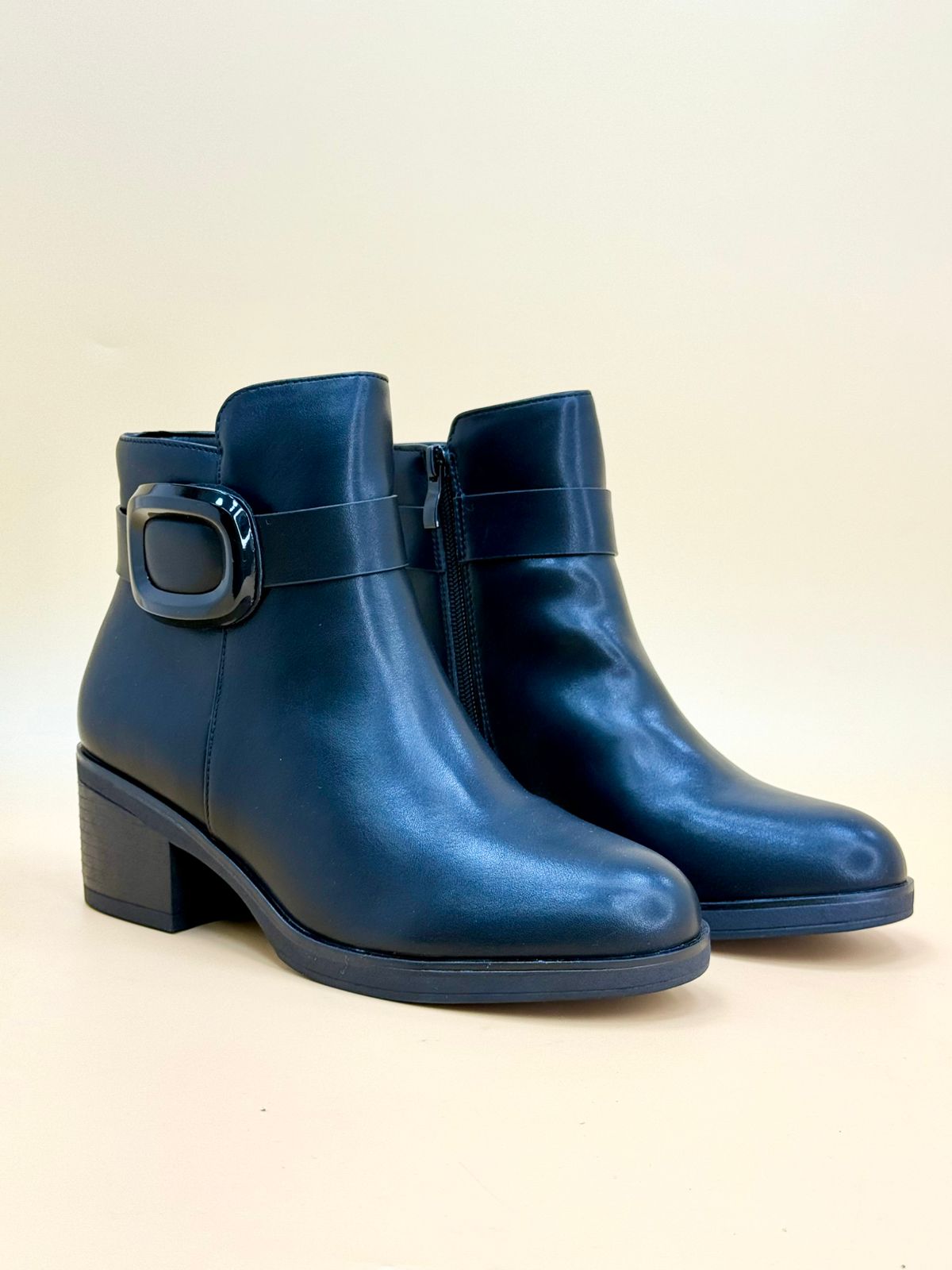 WOMEN SHOSE WW80