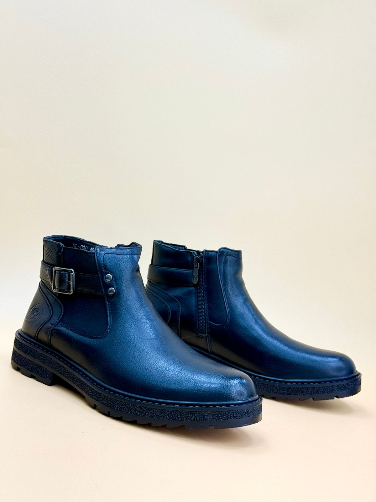 NEW , MEN BOOTS M993 , MADE IN CHINA