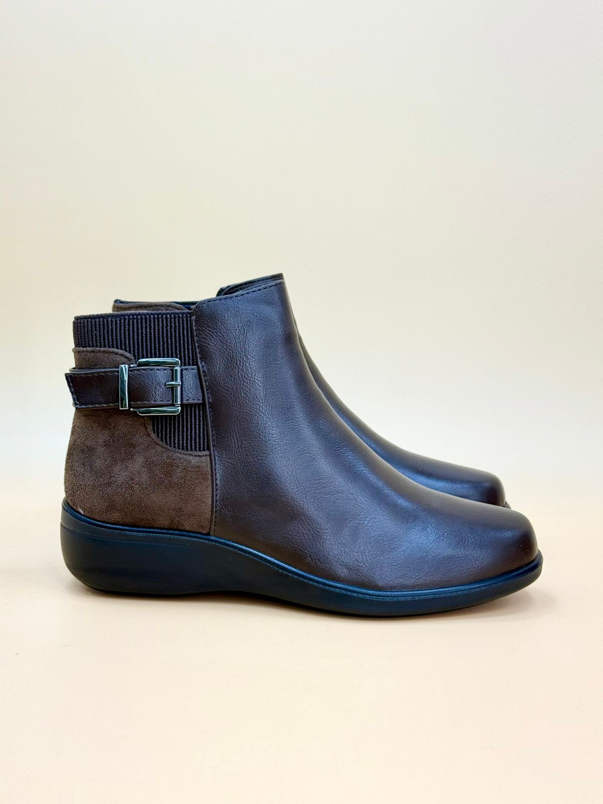 WOMEN SHOSE WW102