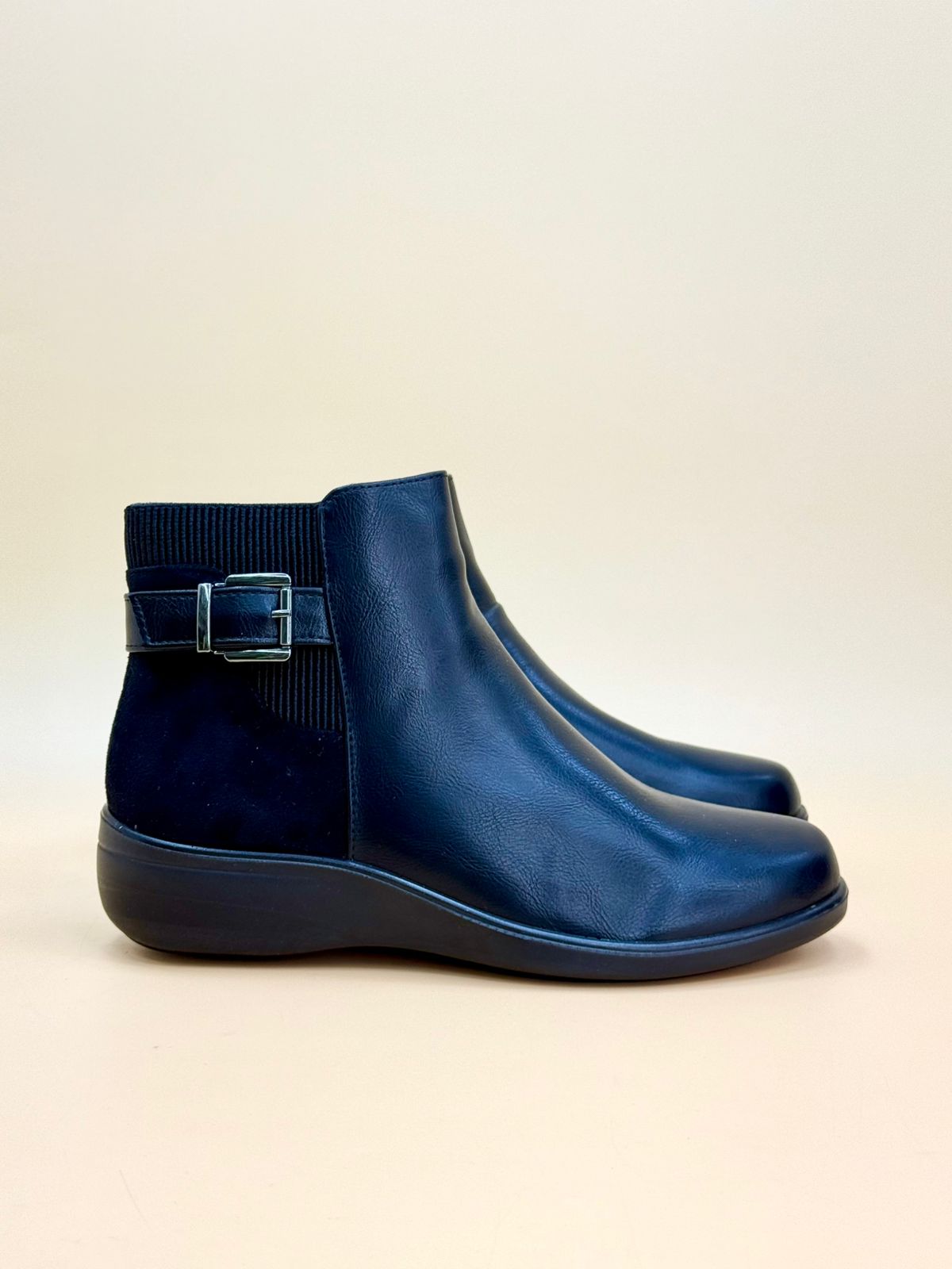 WOMEN SHOSE WW102