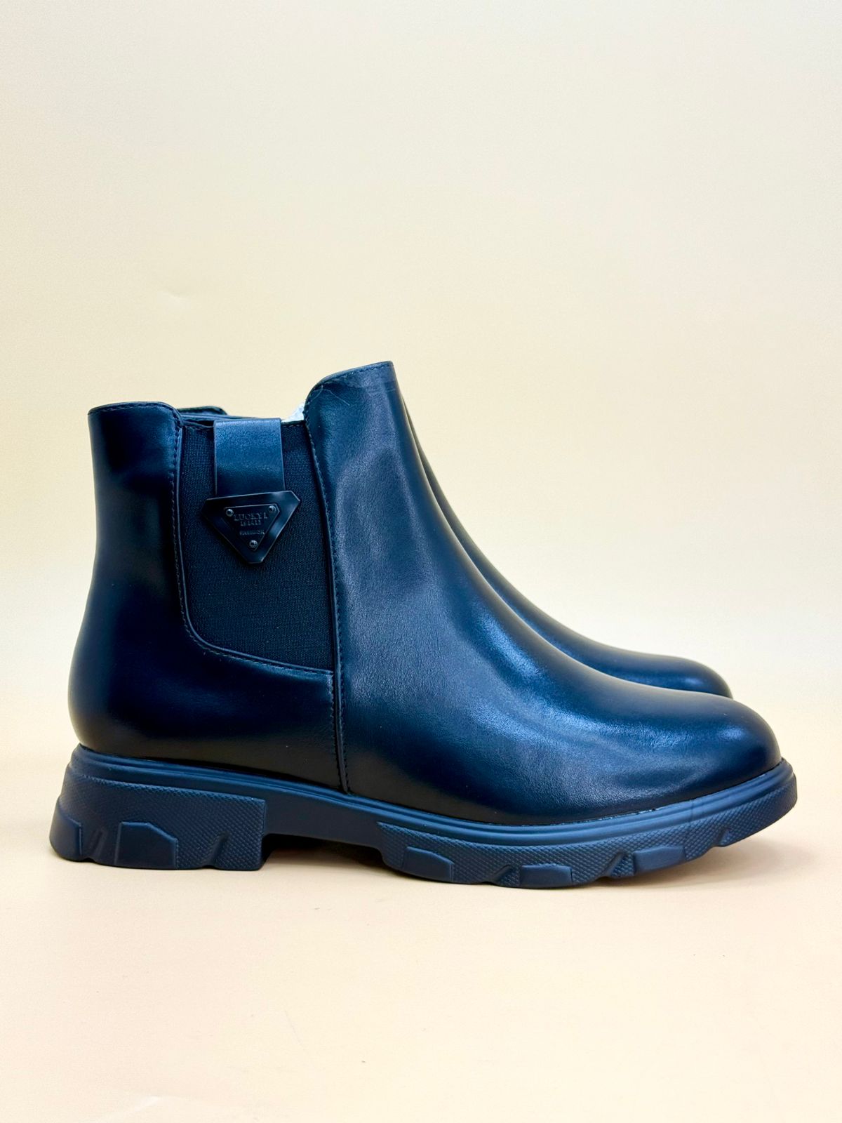WOMEN SHOSE WW70