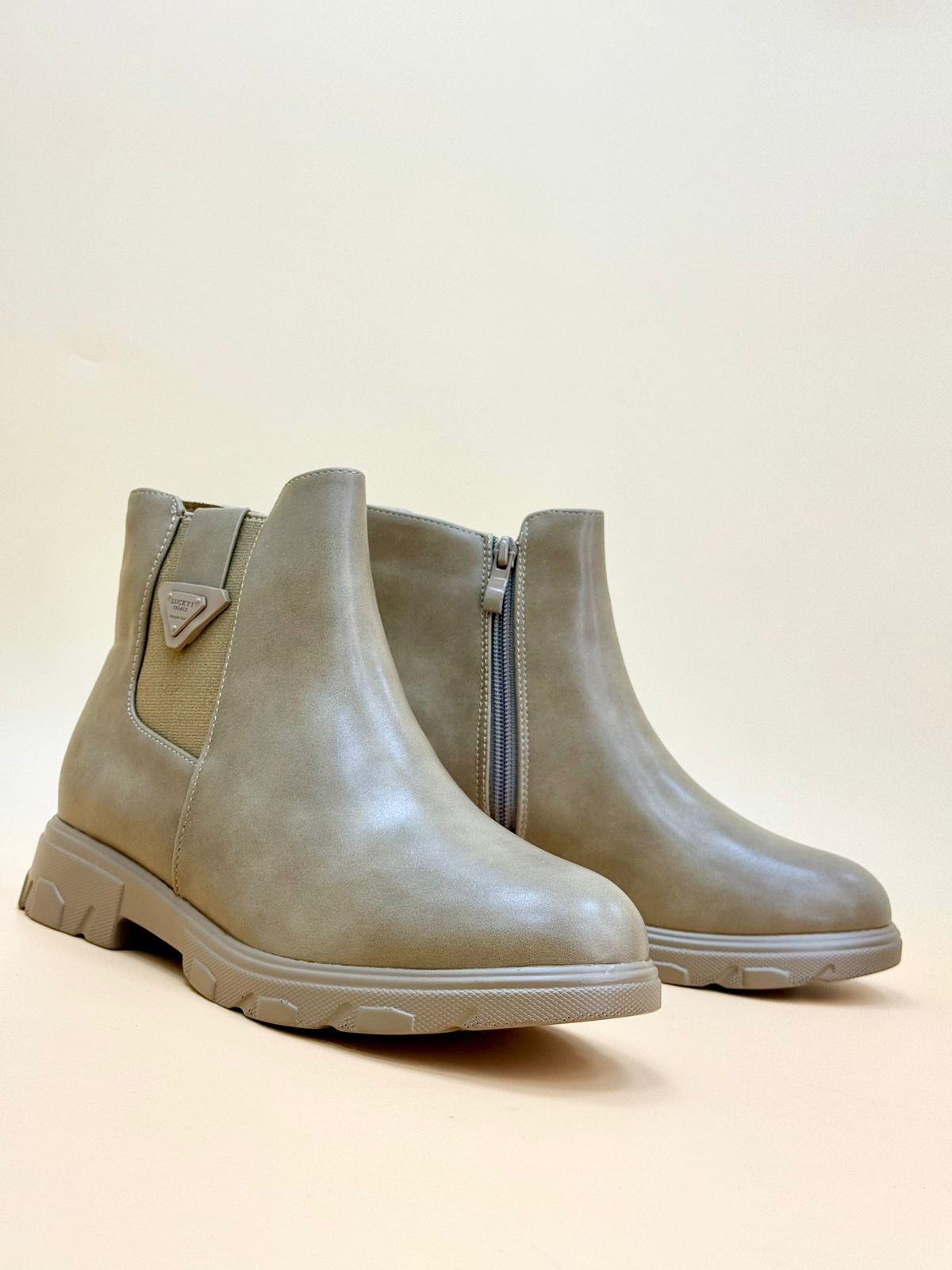 WOMEN SHOSE WW70