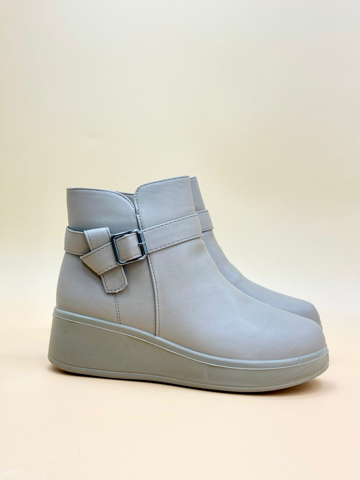 WOMEN SHOSE WW100