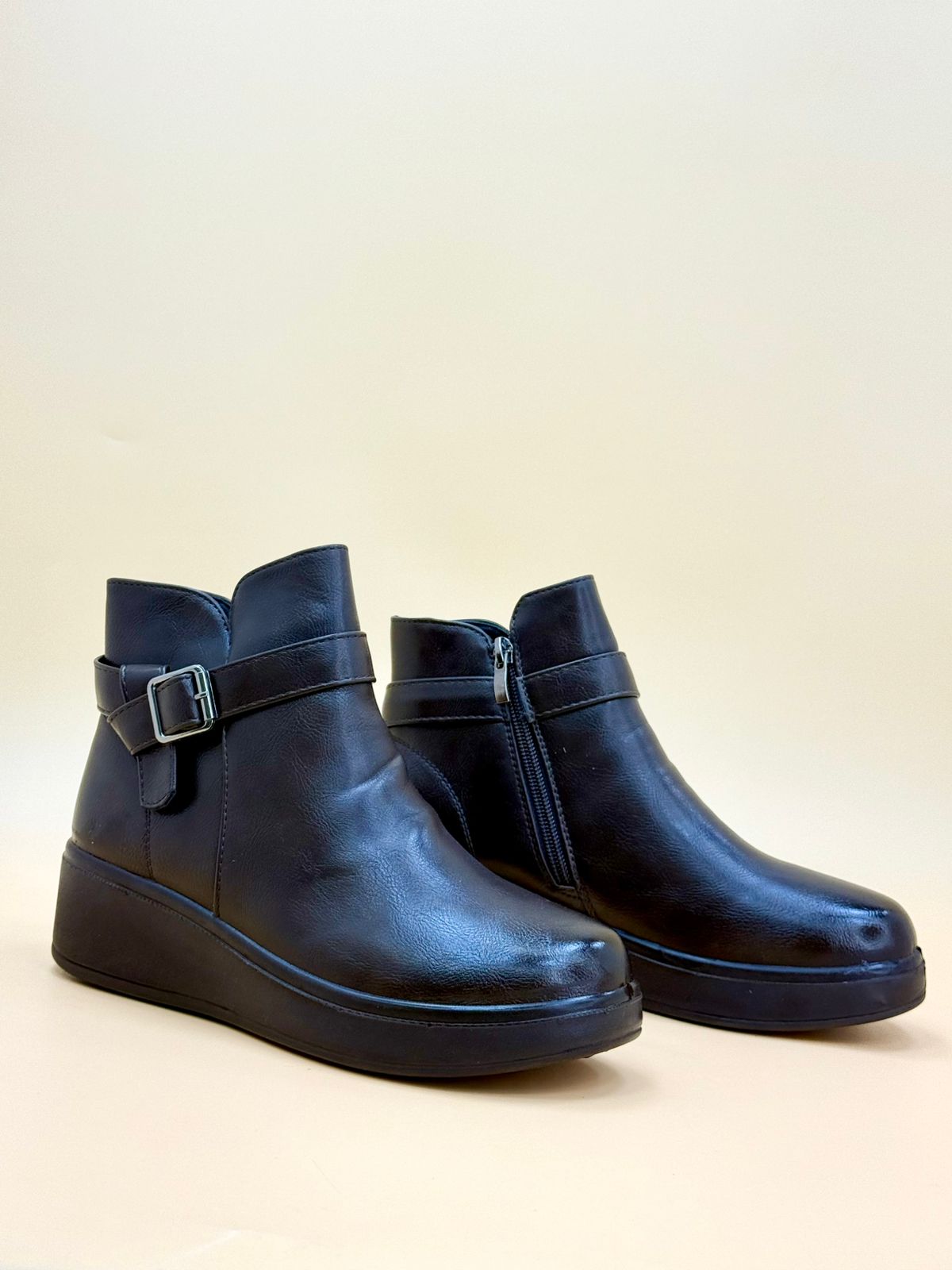 WOMEN SHOSE WW100