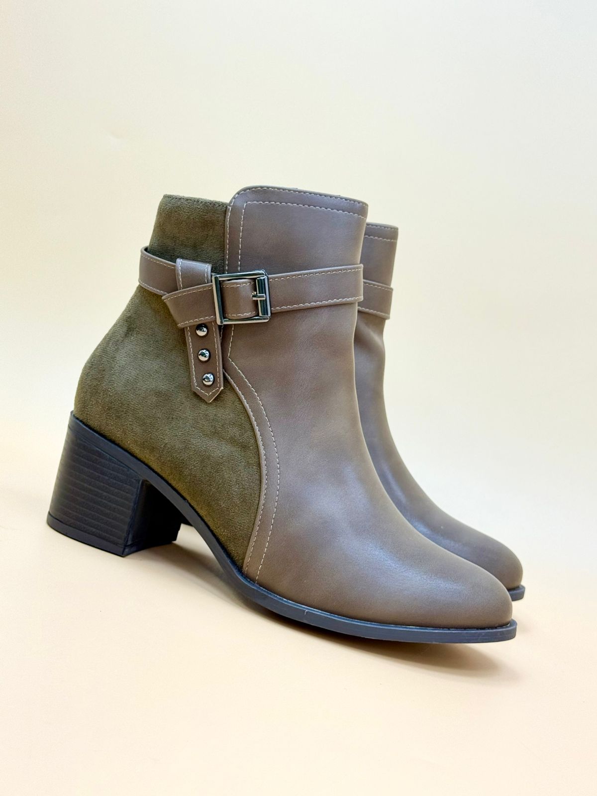 WOMEN SHOSE WW75