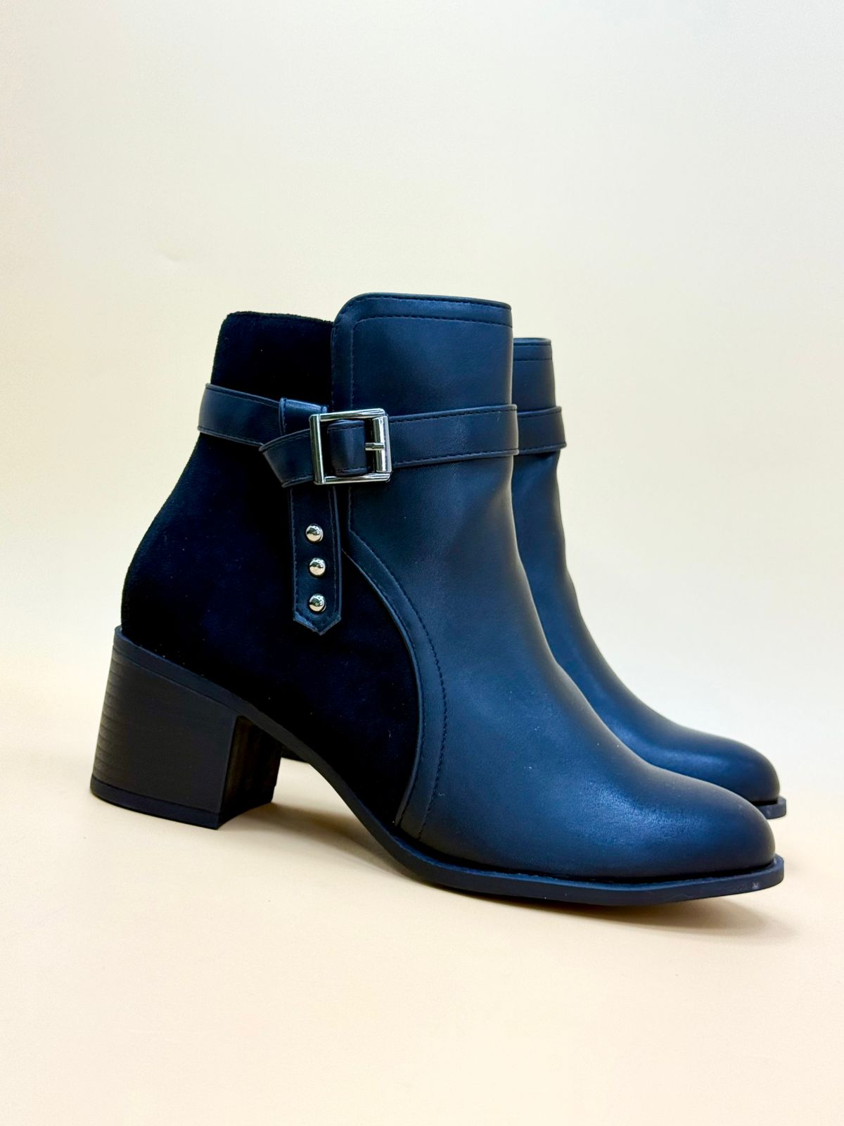 WOMEN SHOSE WW75