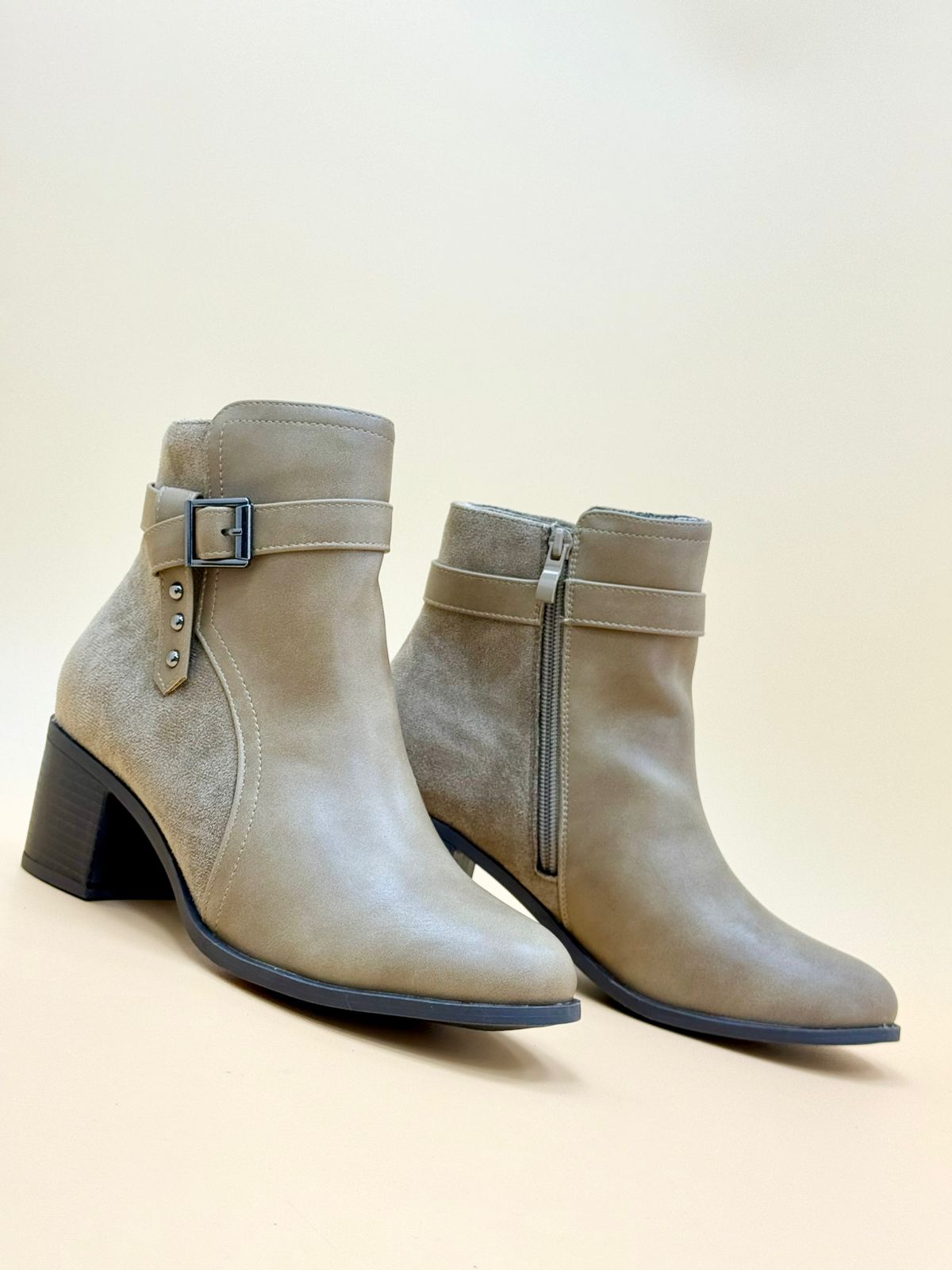 WOMEN SHOSE WW75
