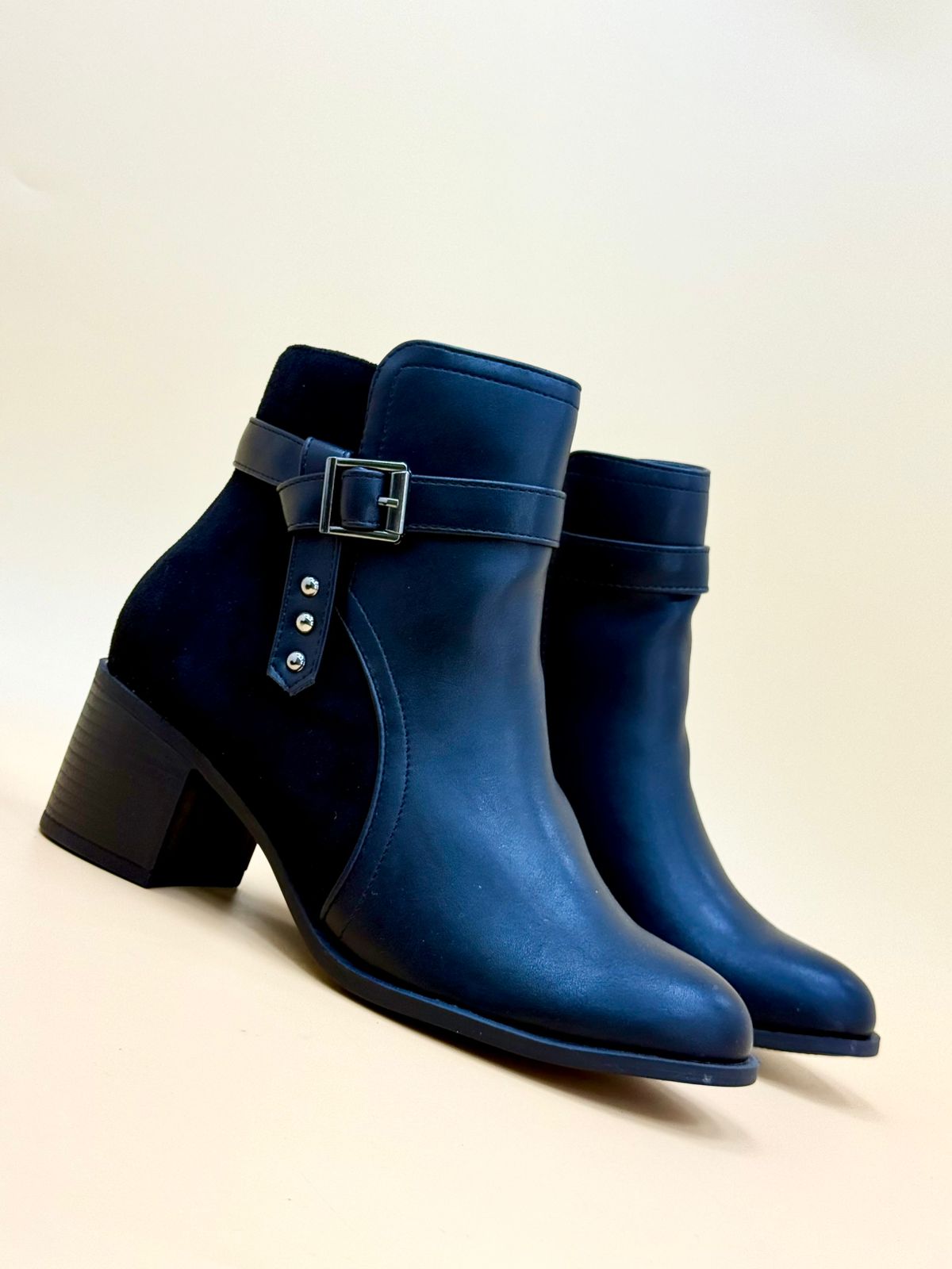 WOMEN SHOSE WW75