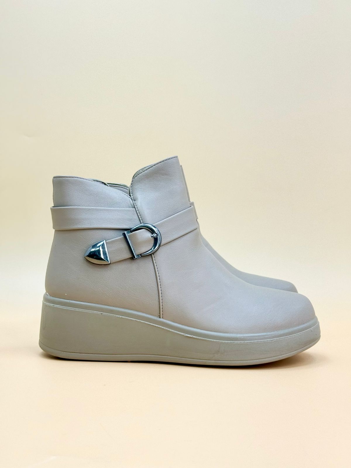WOMEN SHOSE WW101
