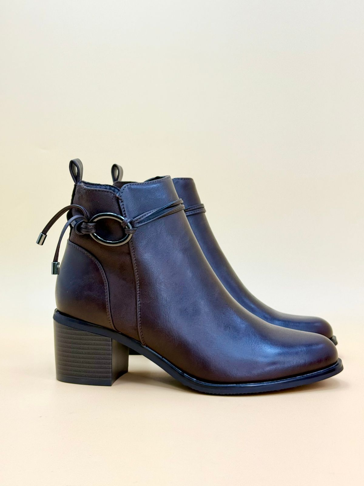 WOMEN SHOSE WW65