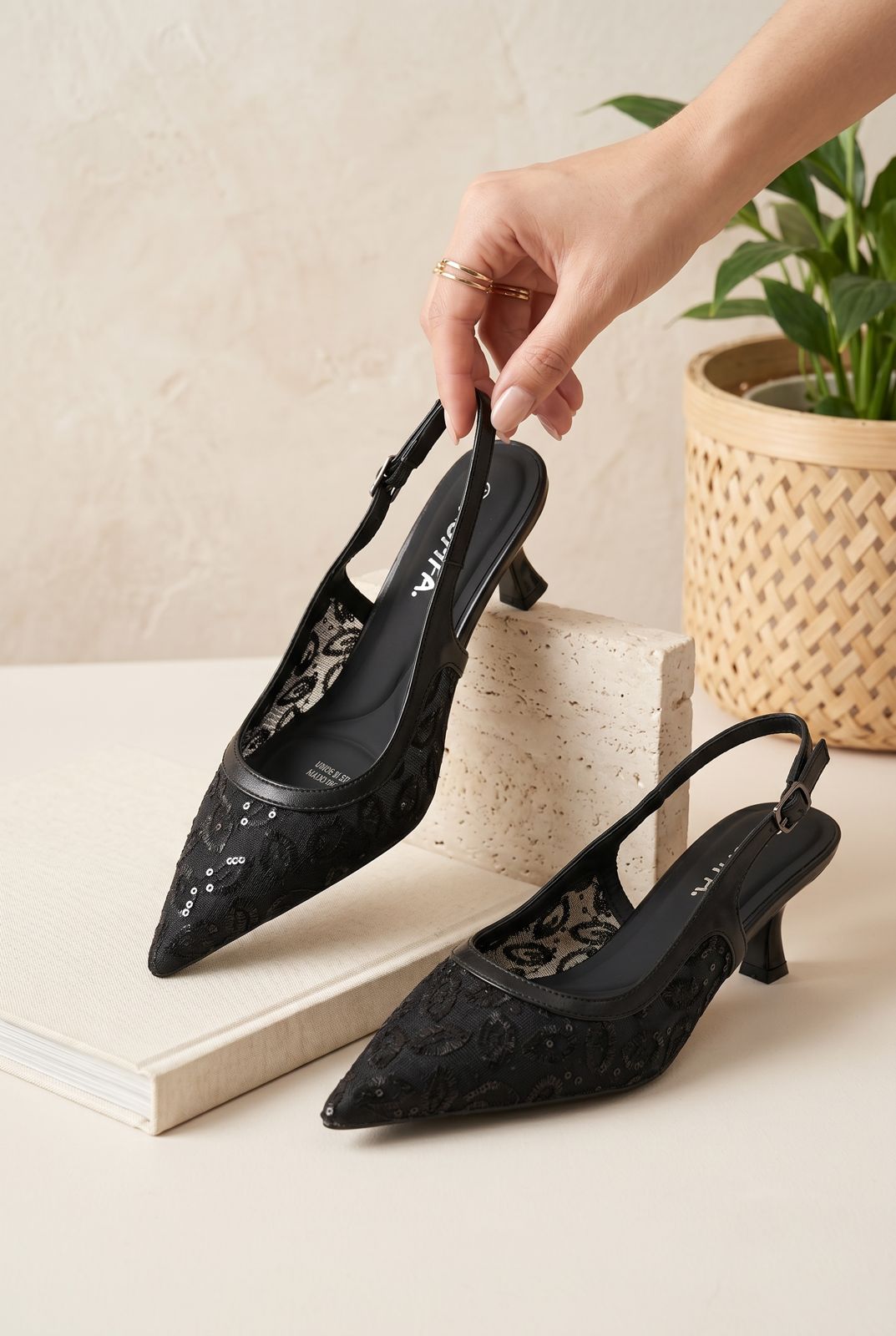 WOMEN SHOSE W785