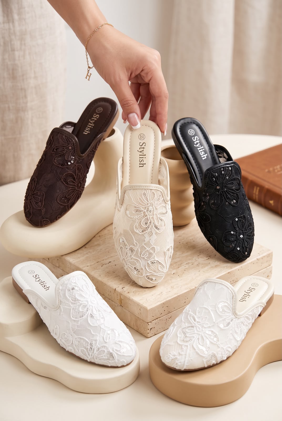 WOMEN SLIPPERS S61